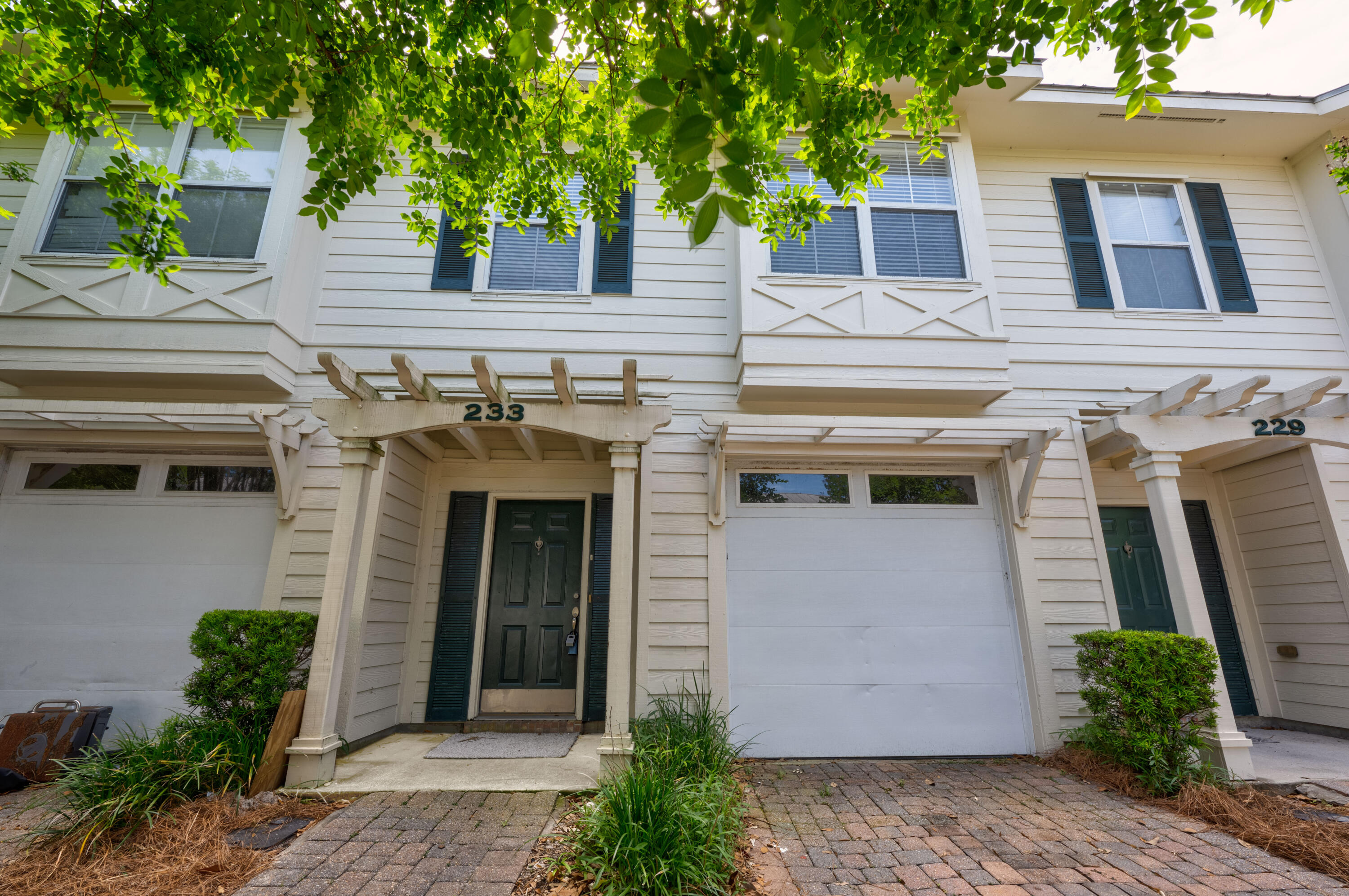 OLD BAY VILLAGE PHASE 1 - Residential