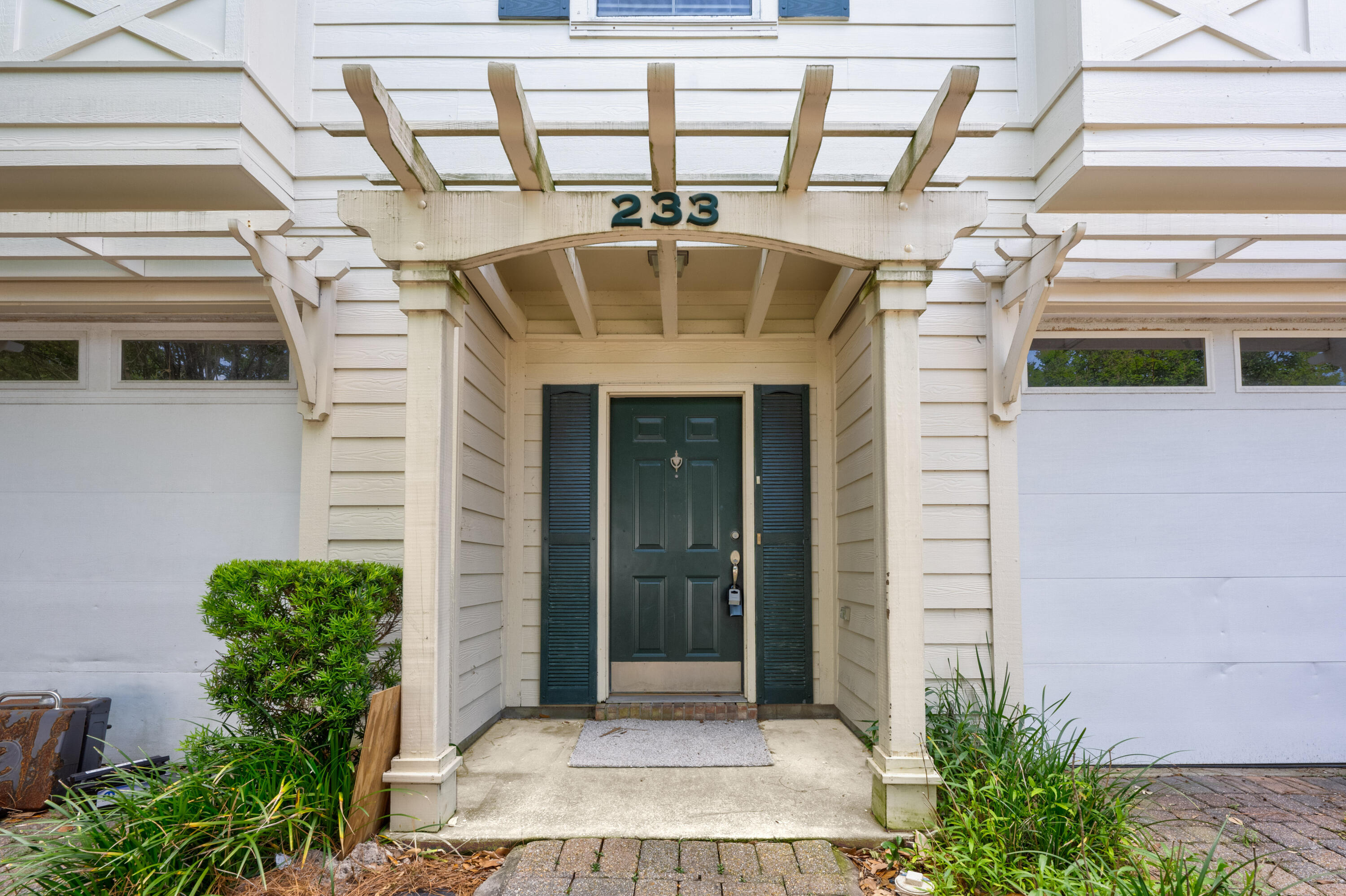 OLD BAY VILLAGE PHASE 1 - Residential