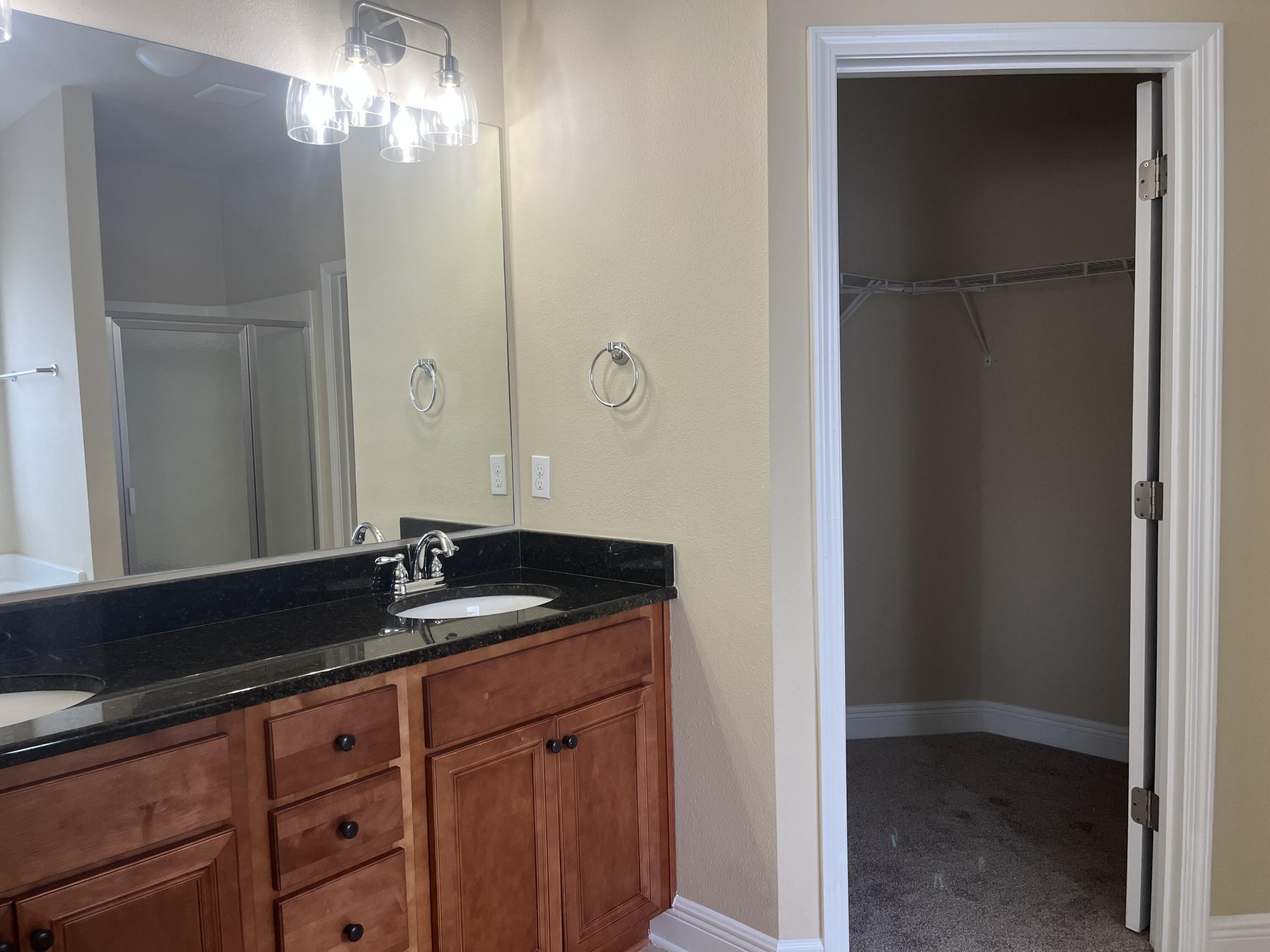 PEACH CREEK PH 1 - Residential Lease