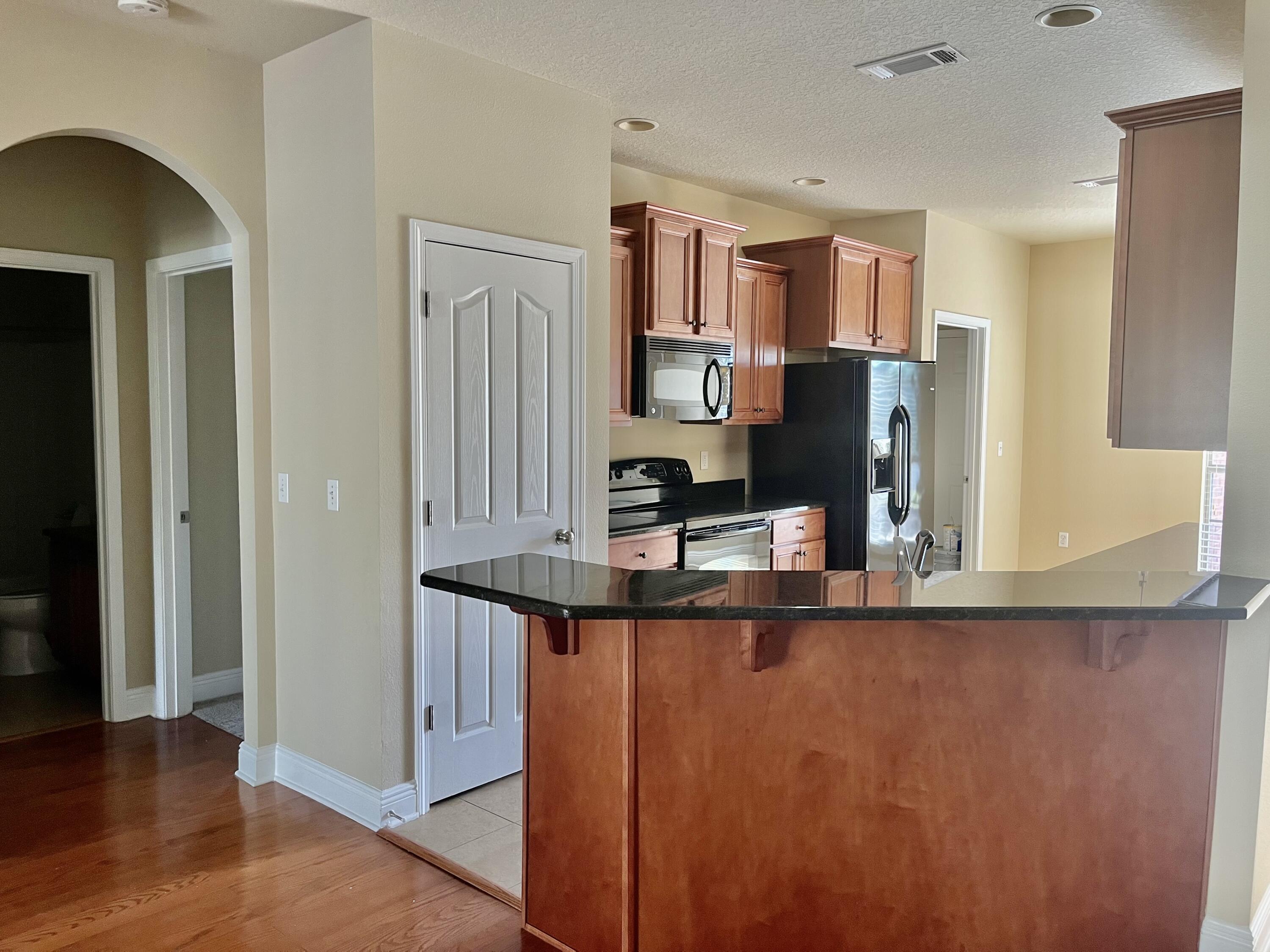 PEACH CREEK PH 1 - Residential Lease