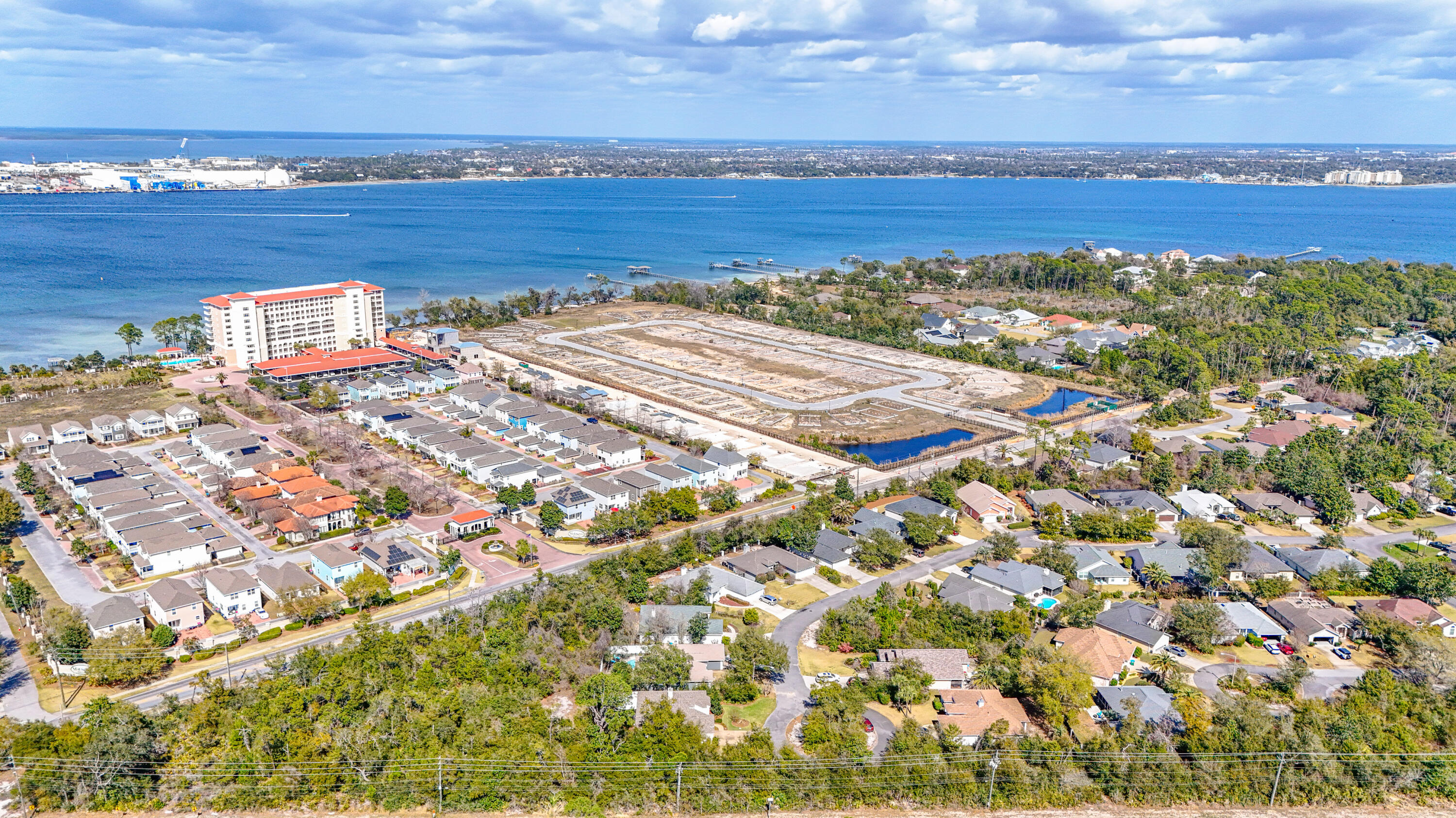 DELWOOD POINT PRESERVE PH 1 - Residential