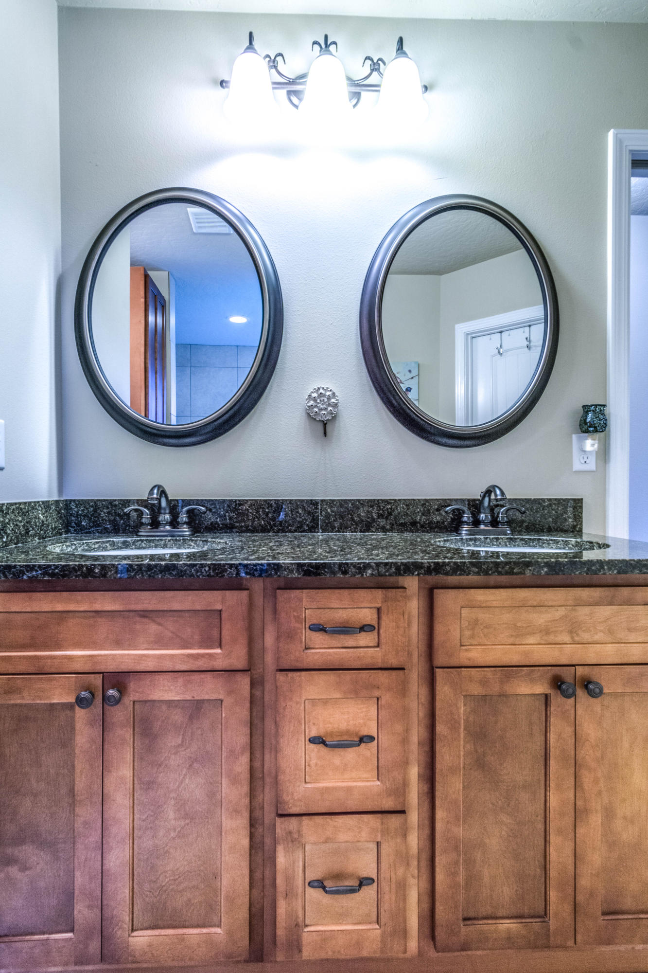 KAITLYNS PRESERVE - Residential