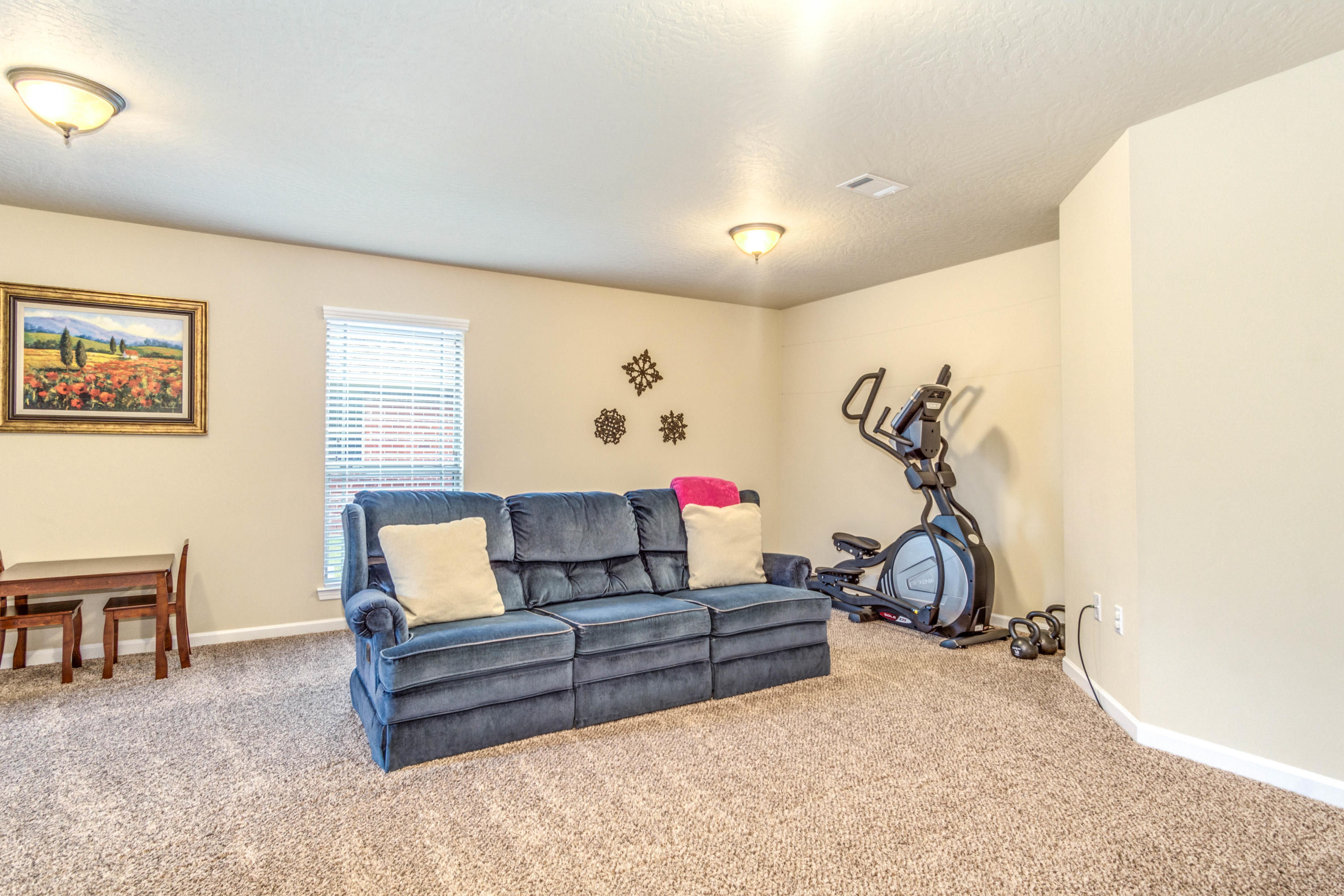 KAITLYNS PRESERVE - Residential