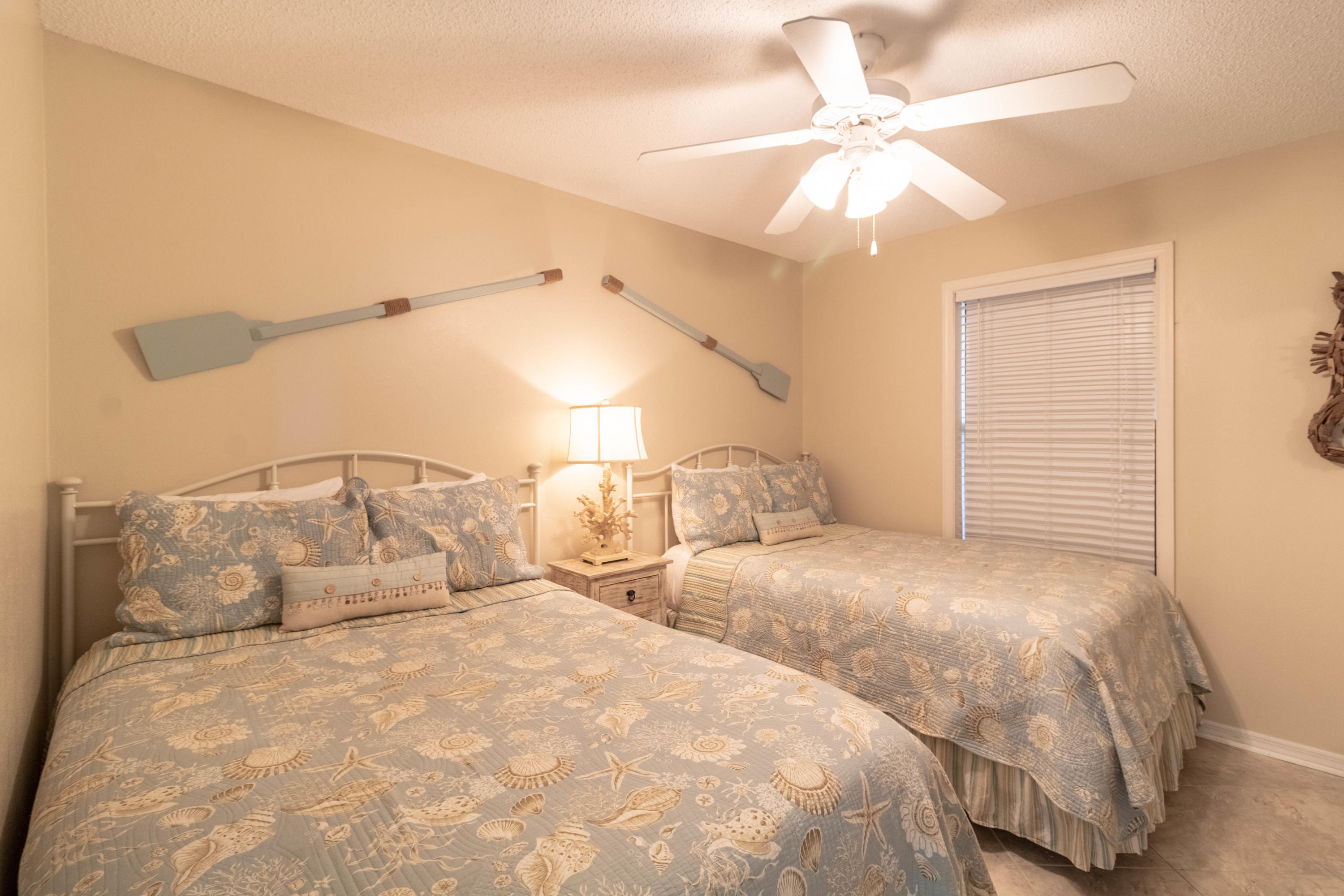 BEACHWOOD VILLAS CONDO PH 2 - Residential