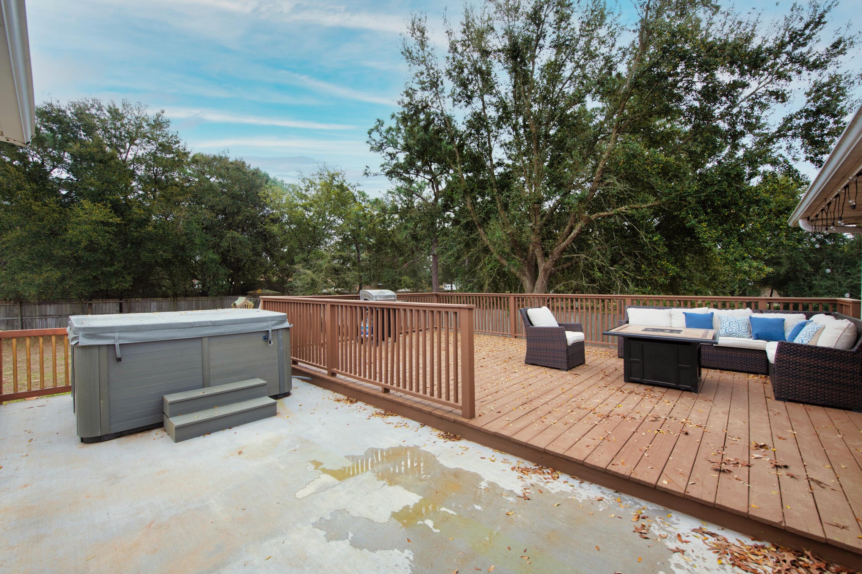 1105 - West Navarre - Residential