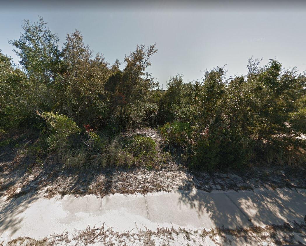 NO RECORDED SUBDIVISION - Land