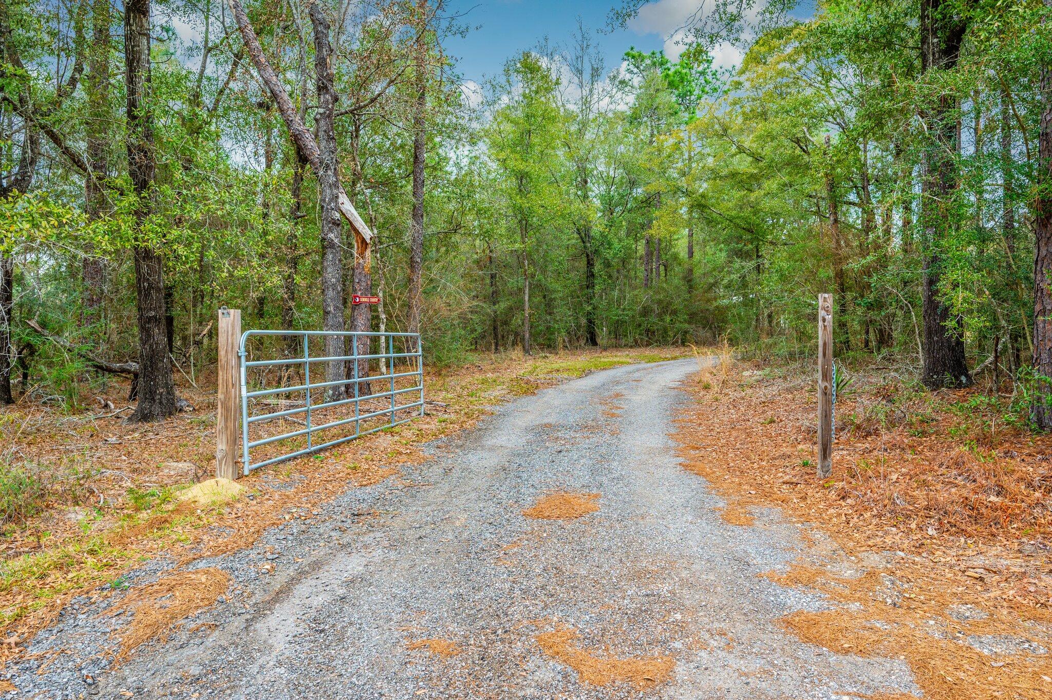NO RECORDED SUBDIVISION - Residential