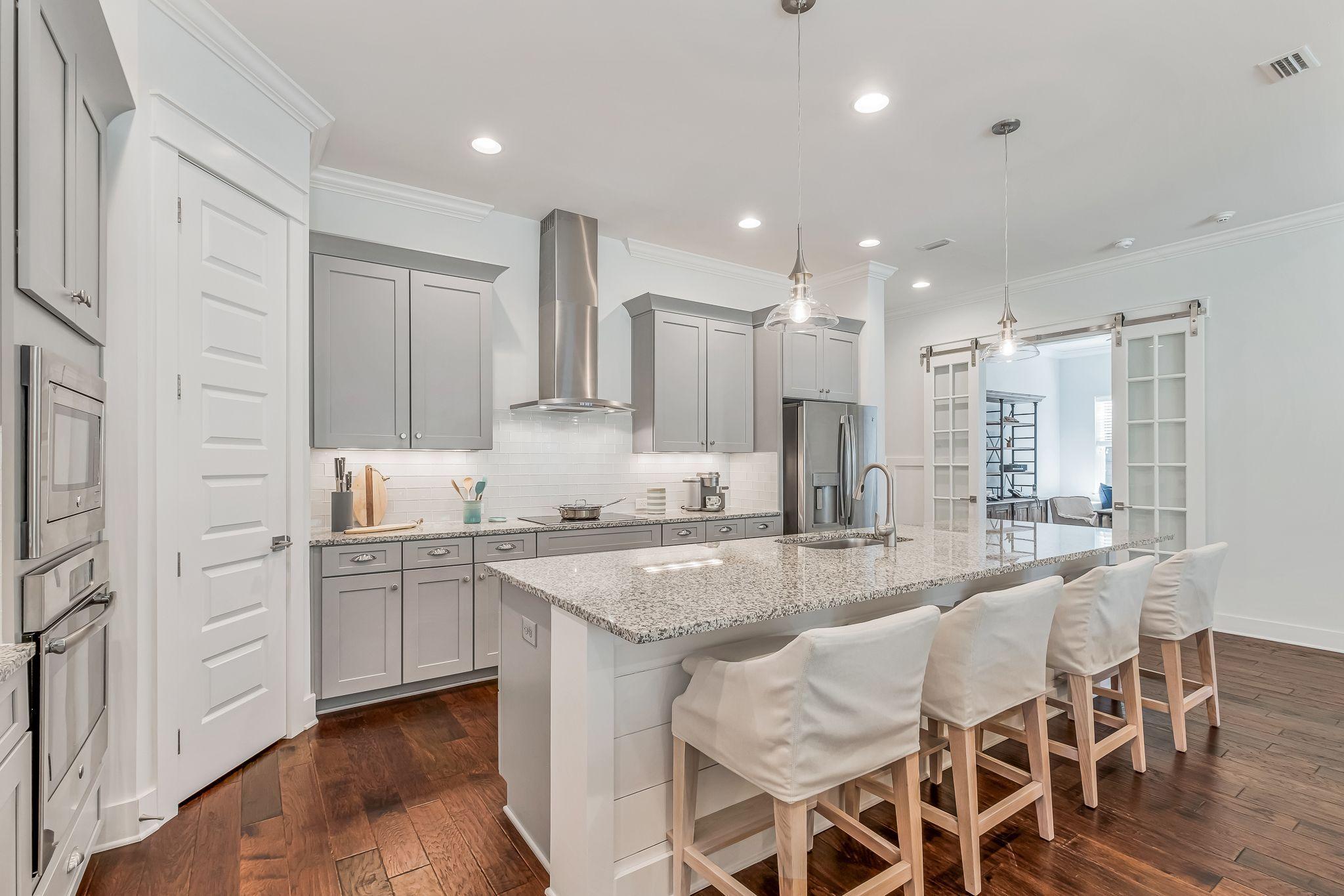 SEACREST - Residential