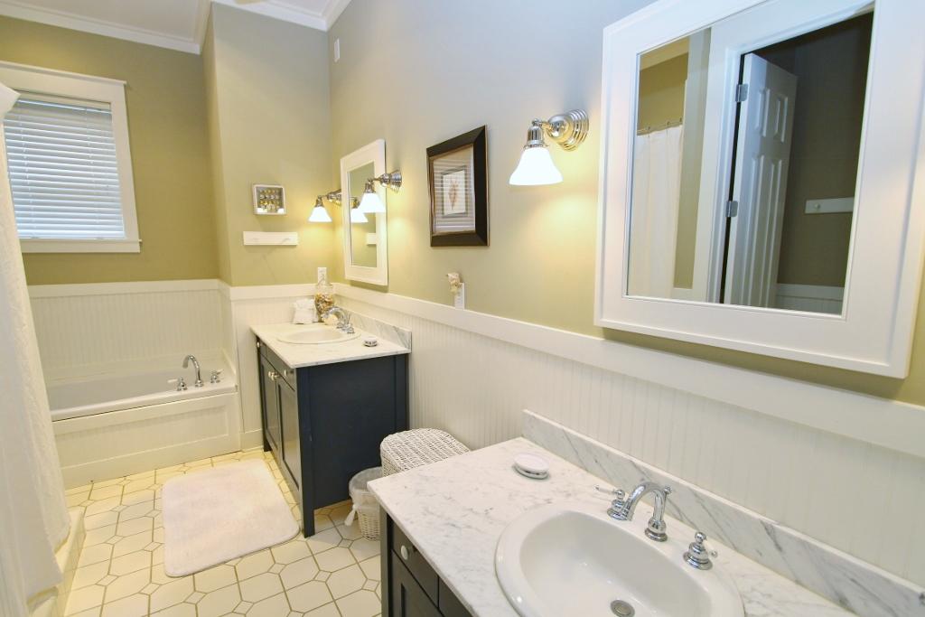 OLD FLORIDA BEACH - Residential