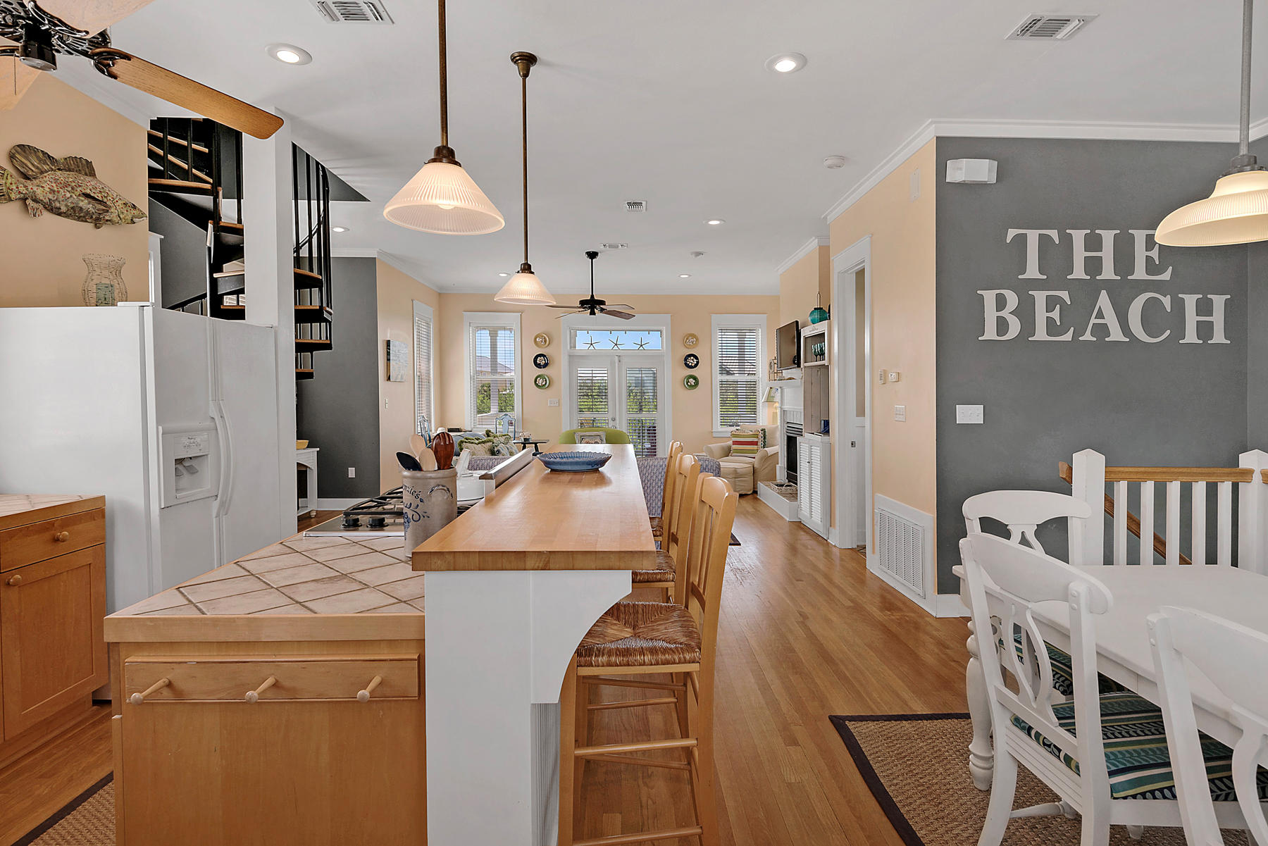 OLD FLORIDA BEACH - Residential