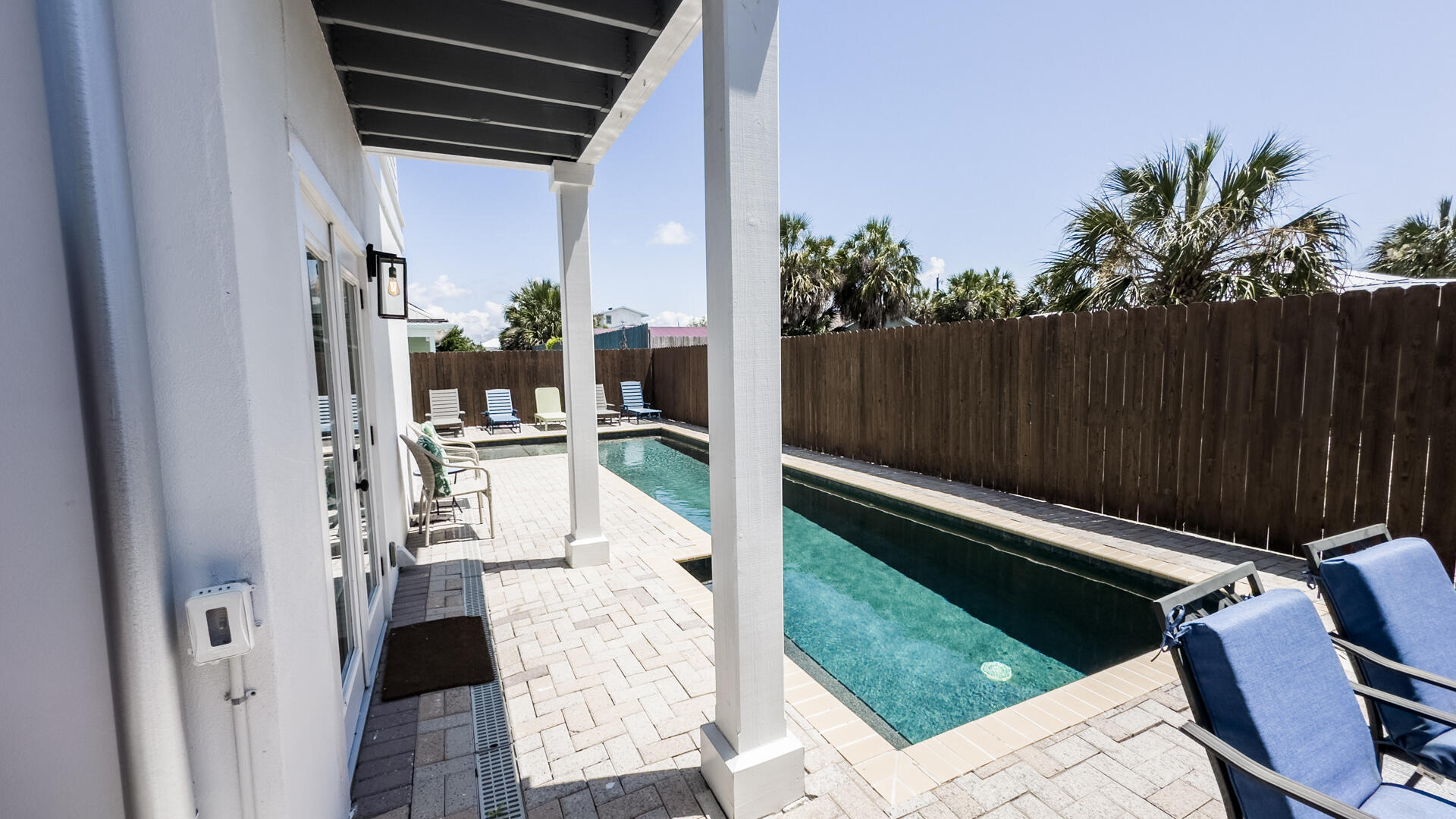TREASURE ISLAND - Residential