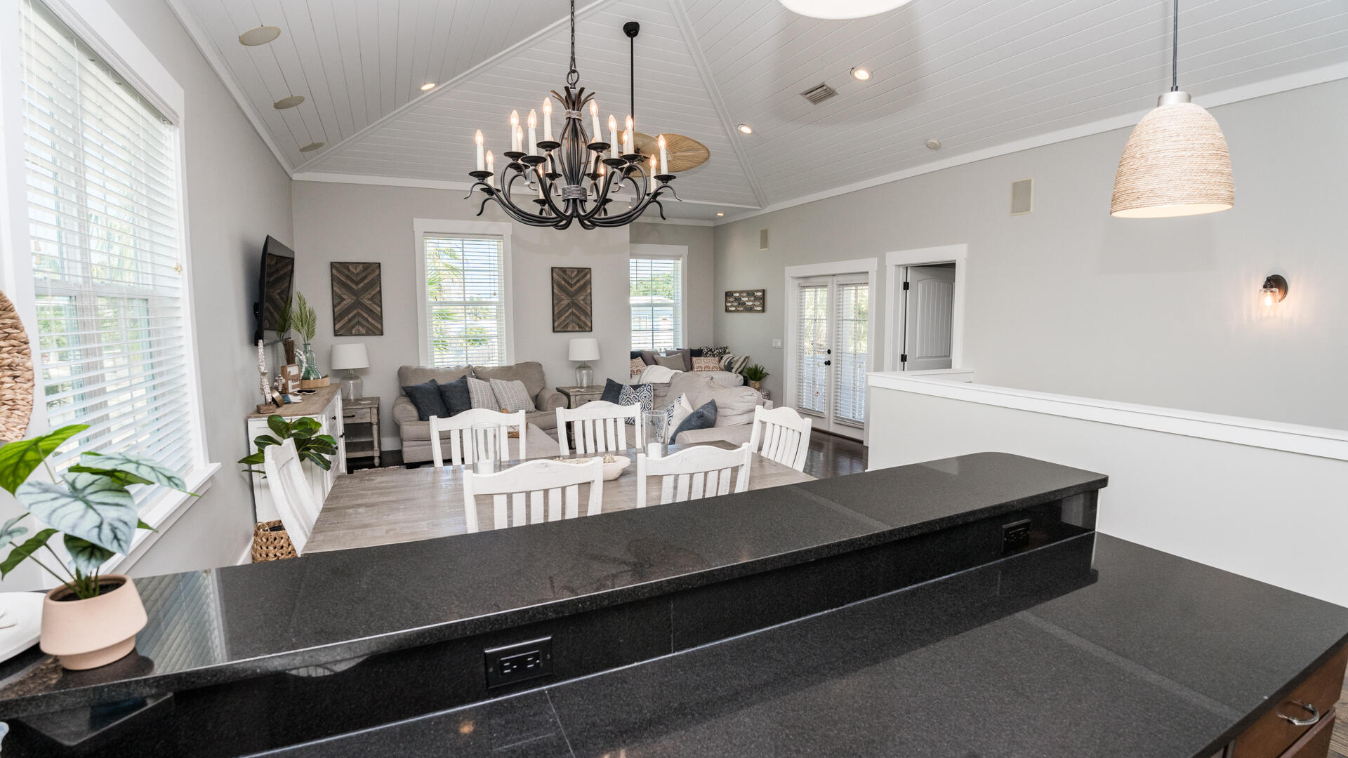 TREASURE ISLAND - Residential