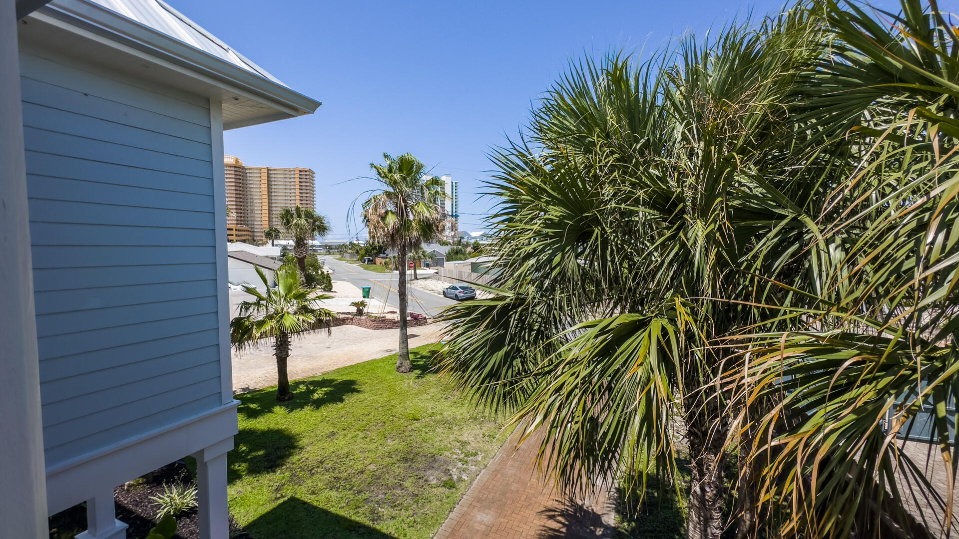 TREASURE ISLAND - Residential