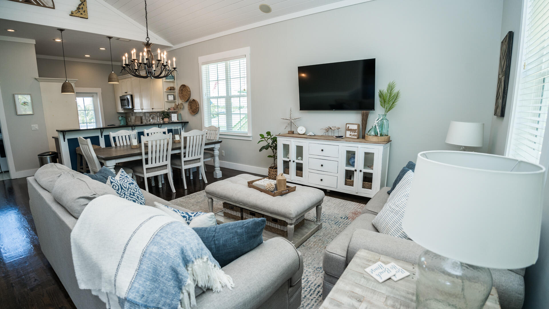 TREASURE ISLAND - Residential