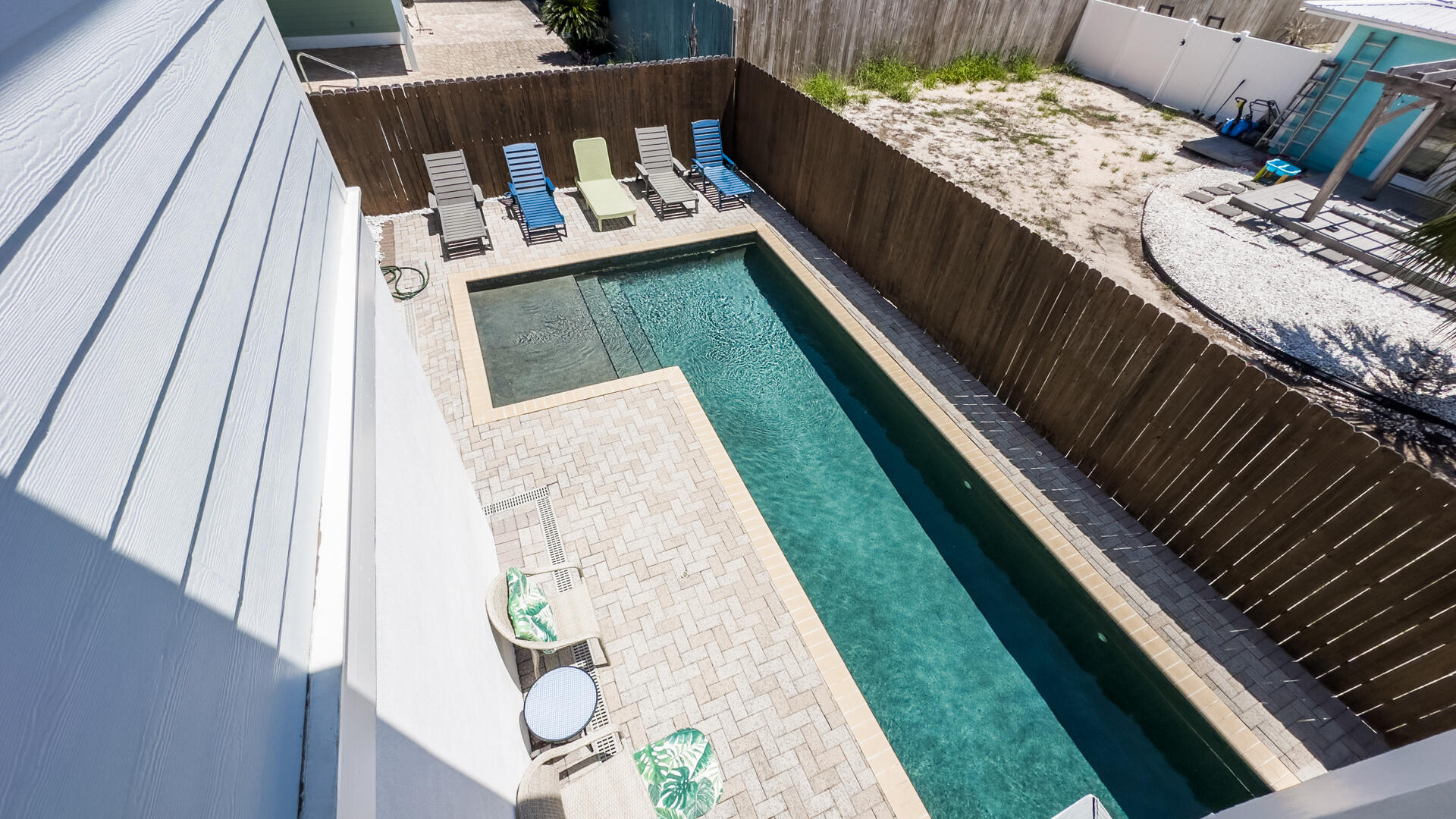 TREASURE ISLAND - Residential