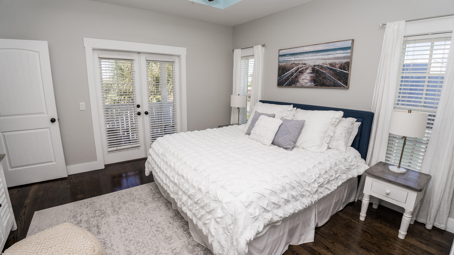 TREASURE ISLAND - Residential