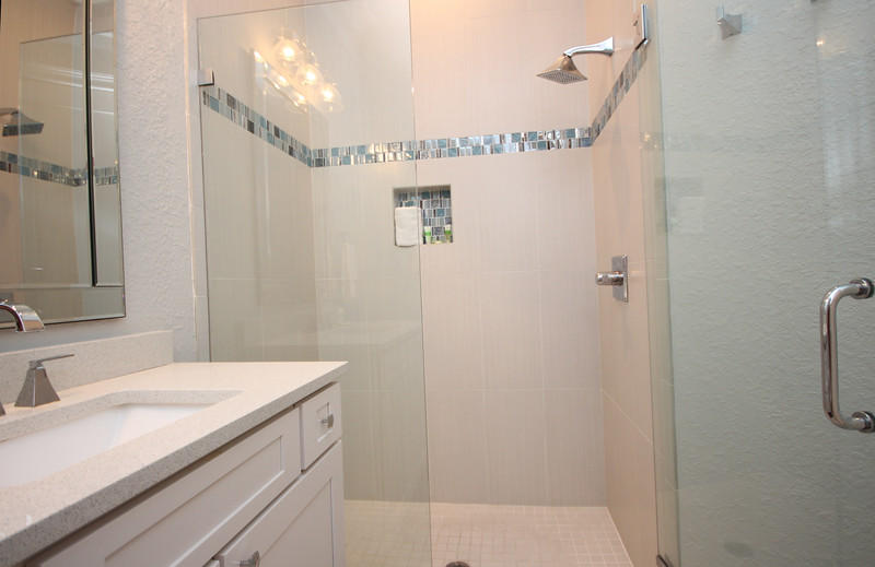 VILLA LAGO - Residential