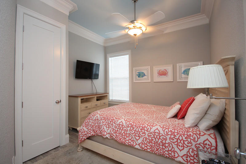 VILLA LAGO - Residential