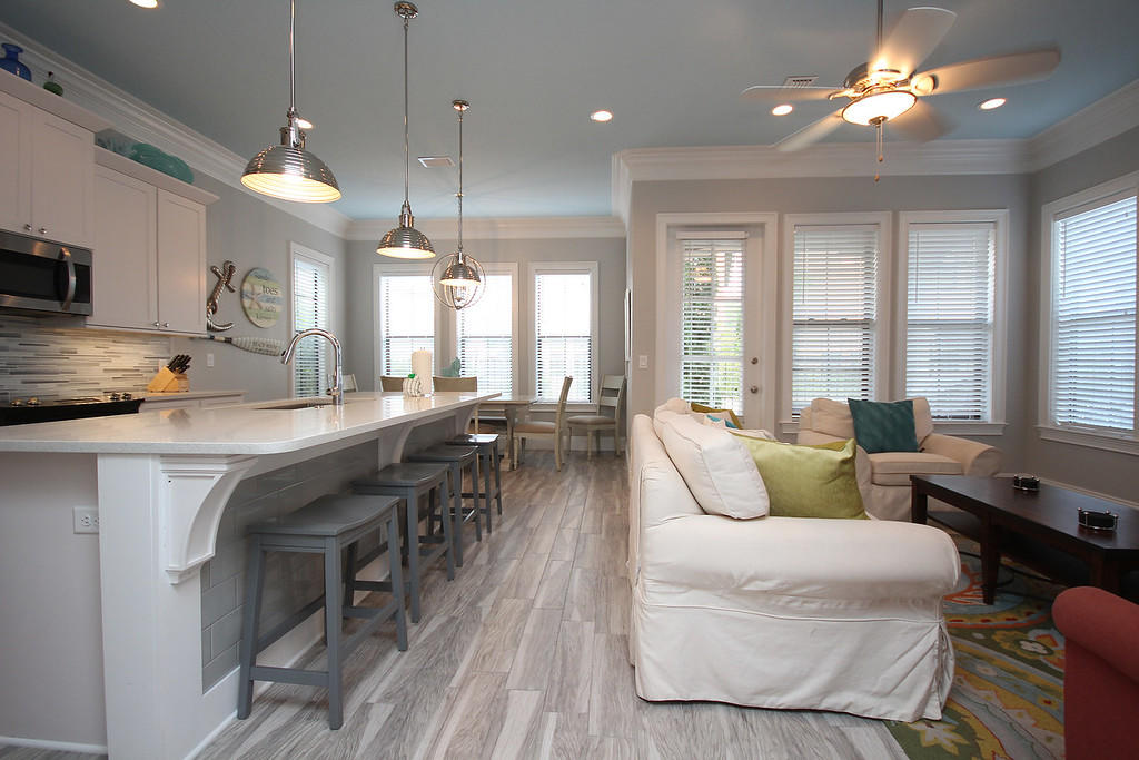 VILLA LAGO - Residential