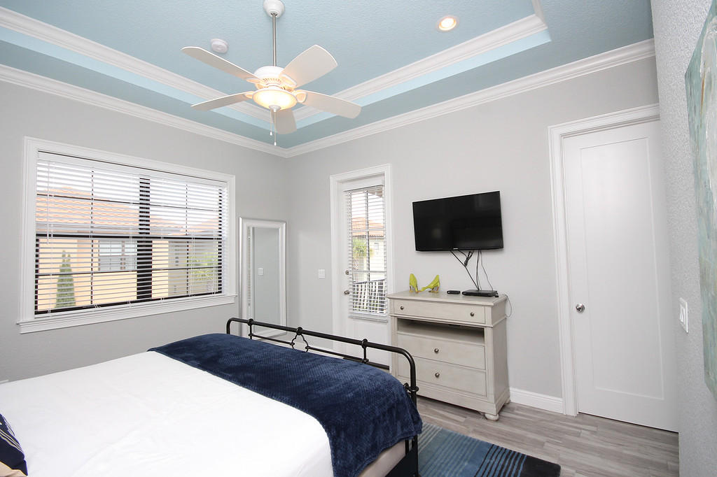 VILLA LAGO - Residential