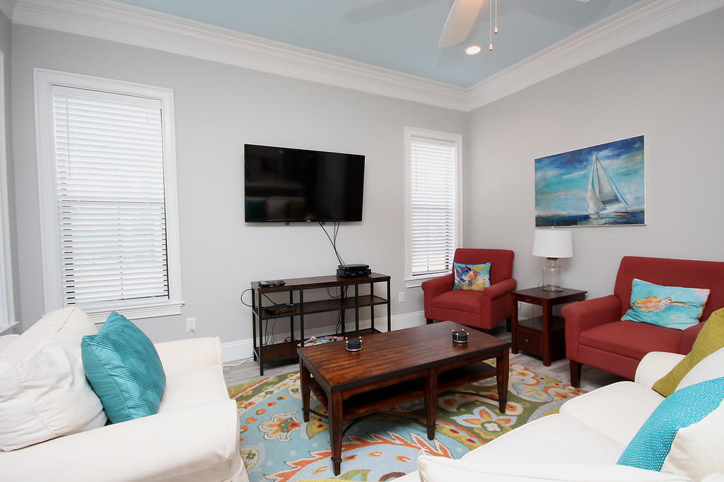 VILLA LAGO - Residential