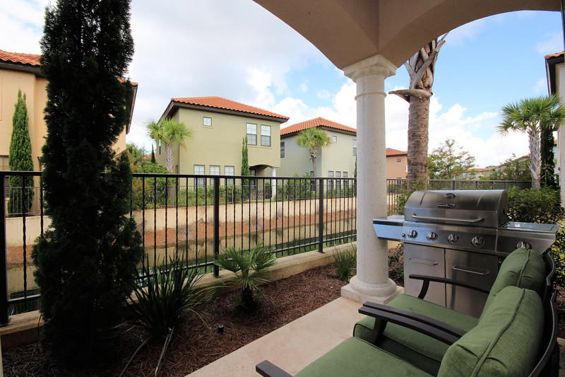 VILLA LAGO - Residential