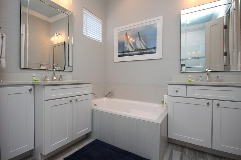 VILLA LAGO - Residential