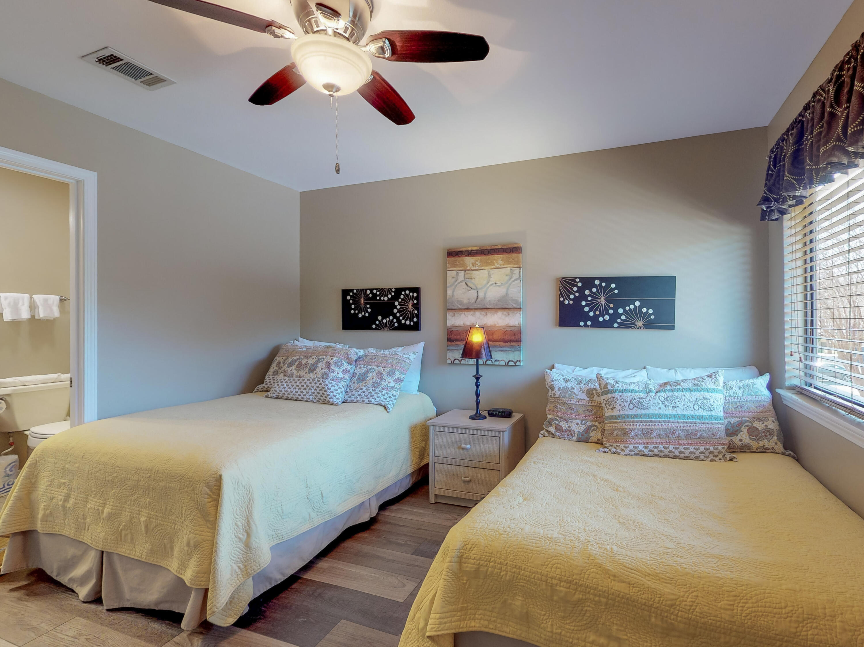 BEACHWALK VILLAS PH 10 - Residential