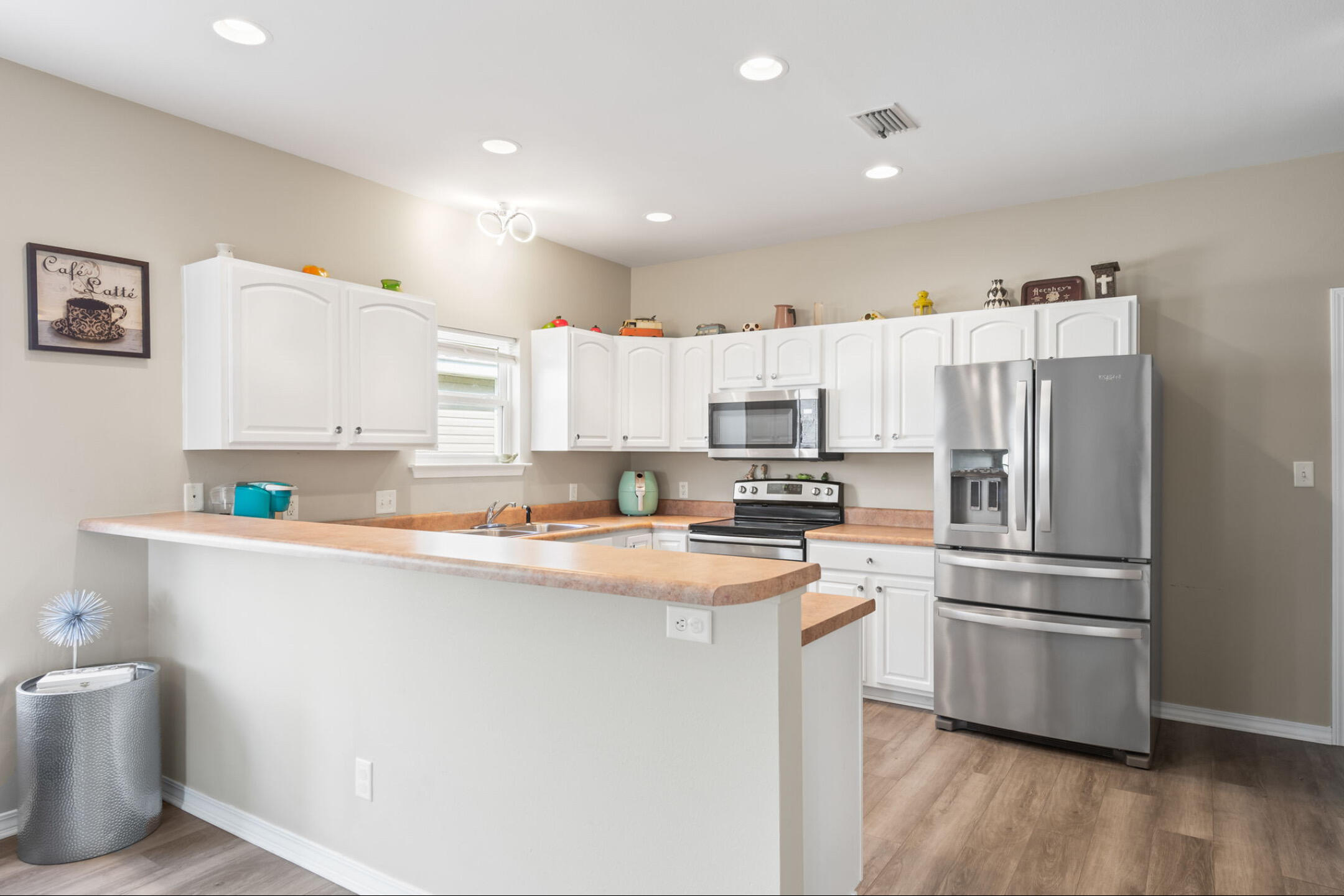 ENCHANTED ESTATES - Residential