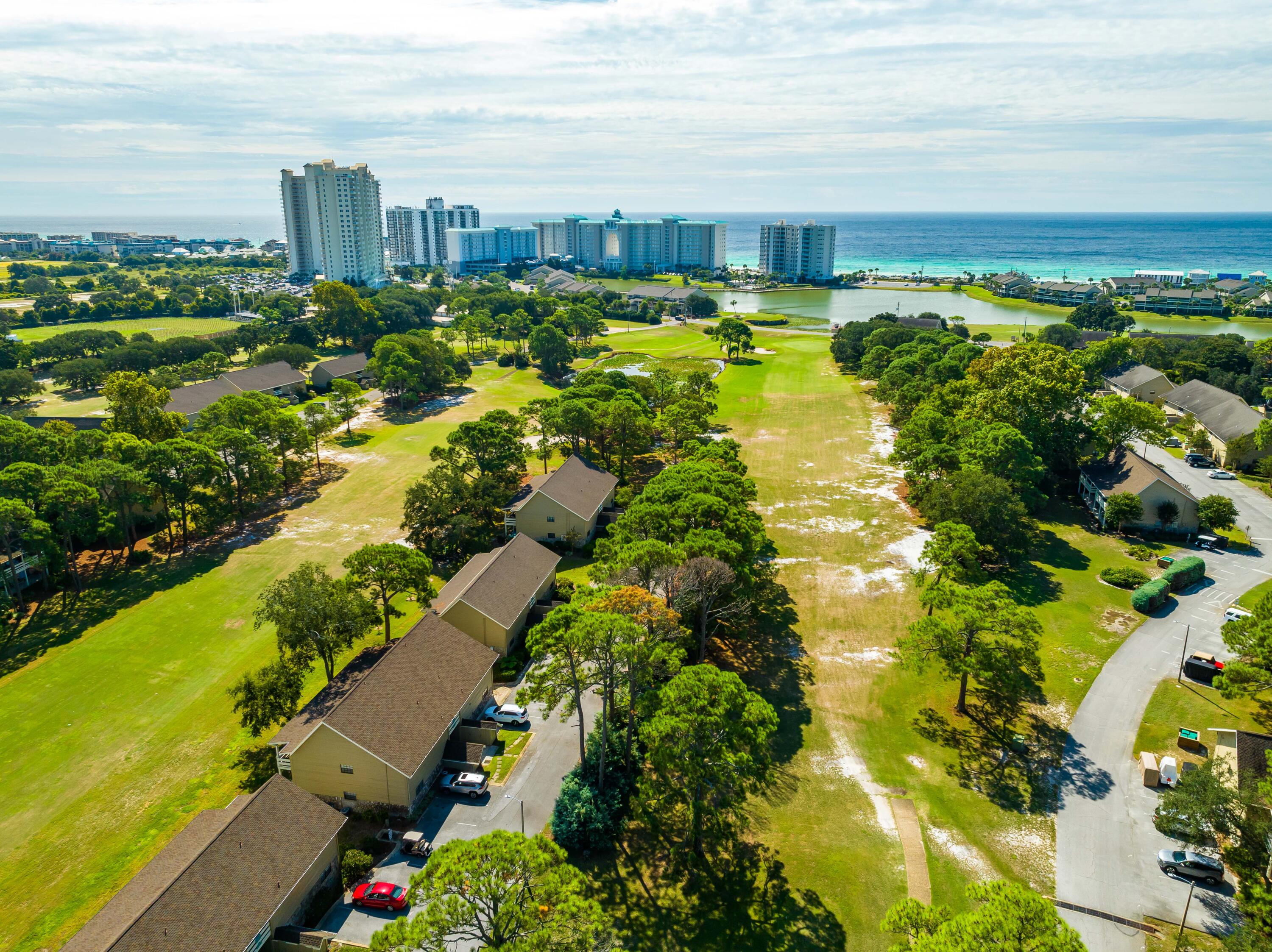 SEASCAPE CONDO GARDEN VILLA - Residential