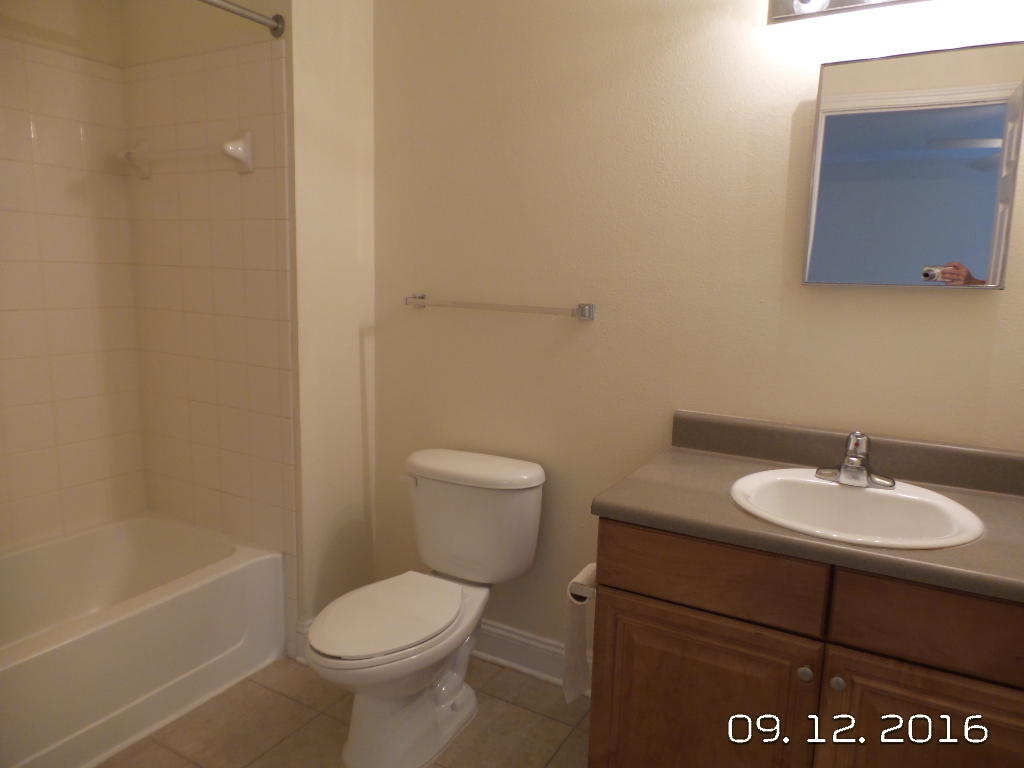 EAGLES LANDING S/D - Residential Lease