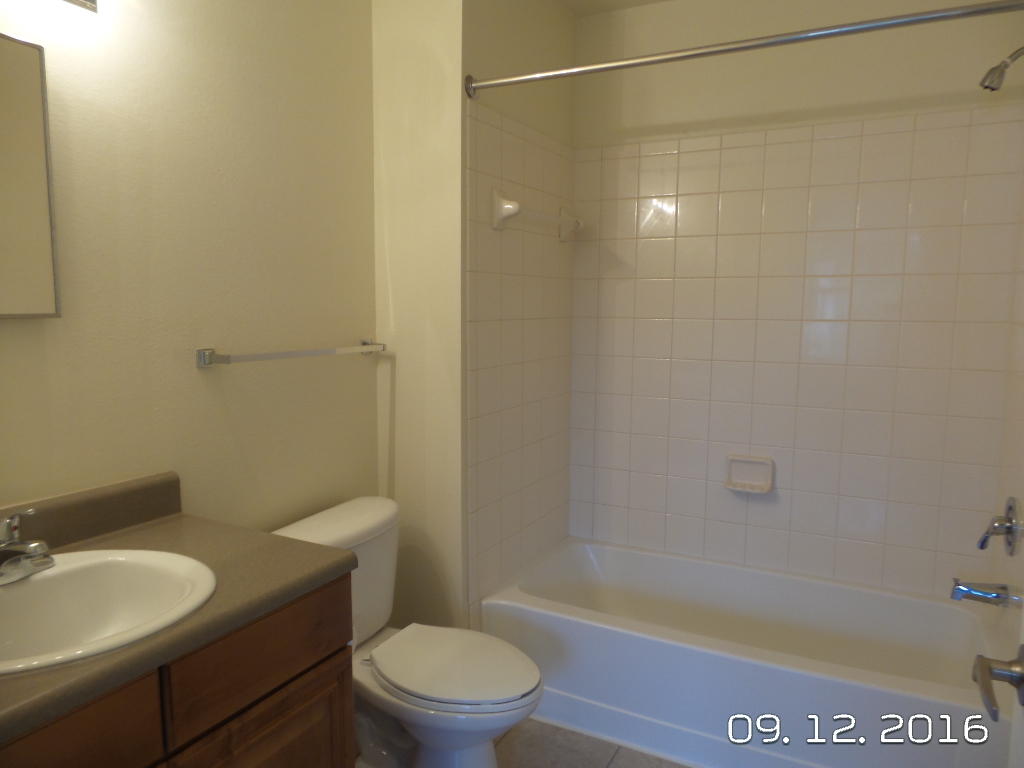 EAGLES LANDING S/D - Residential Lease