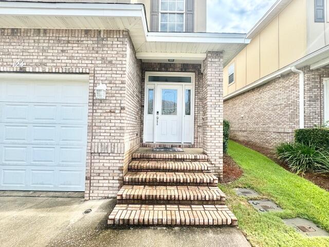 WALTON OAKS Lot 19 - Residential Lease