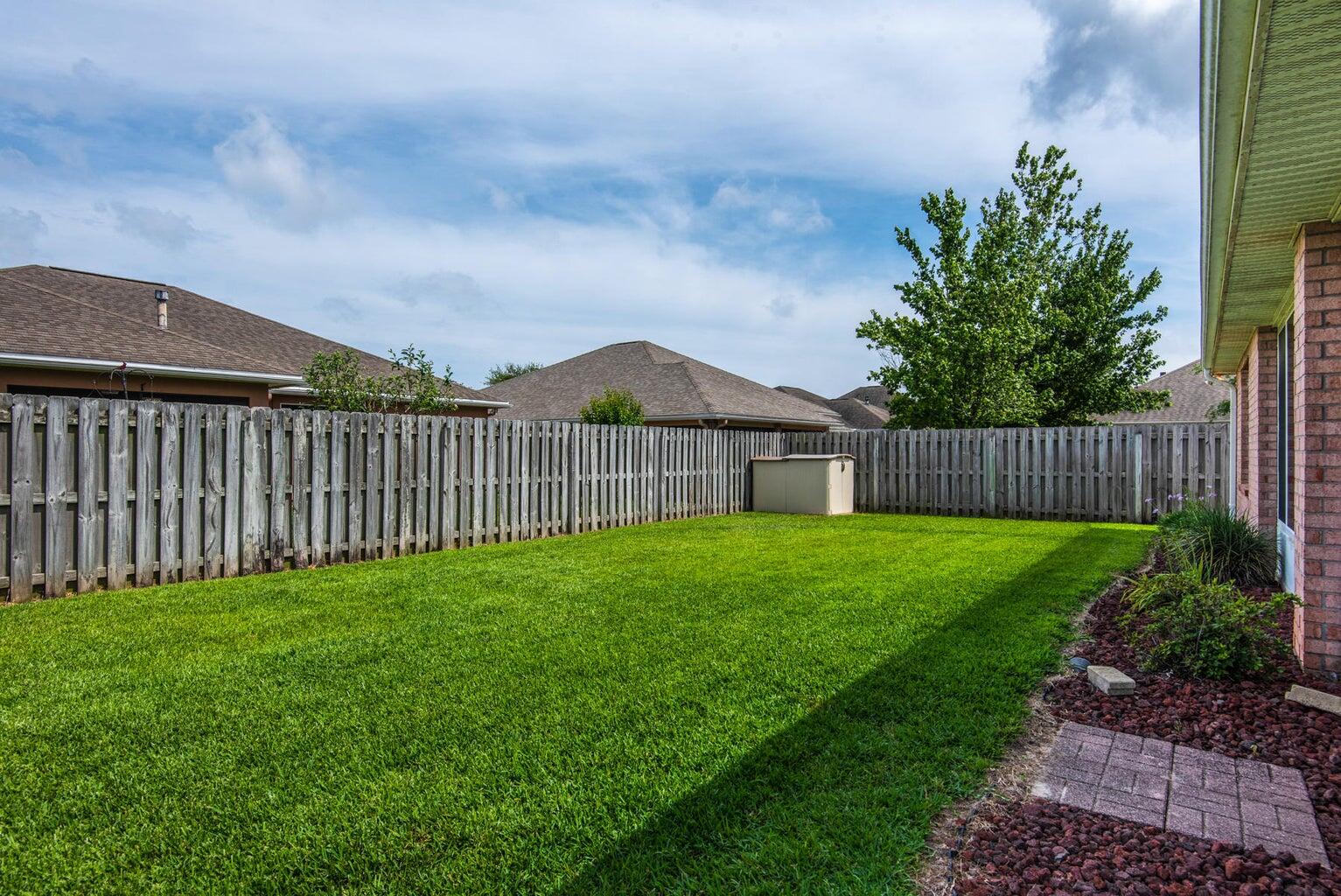 BRIDGEPORT COLONY - Residential Lease