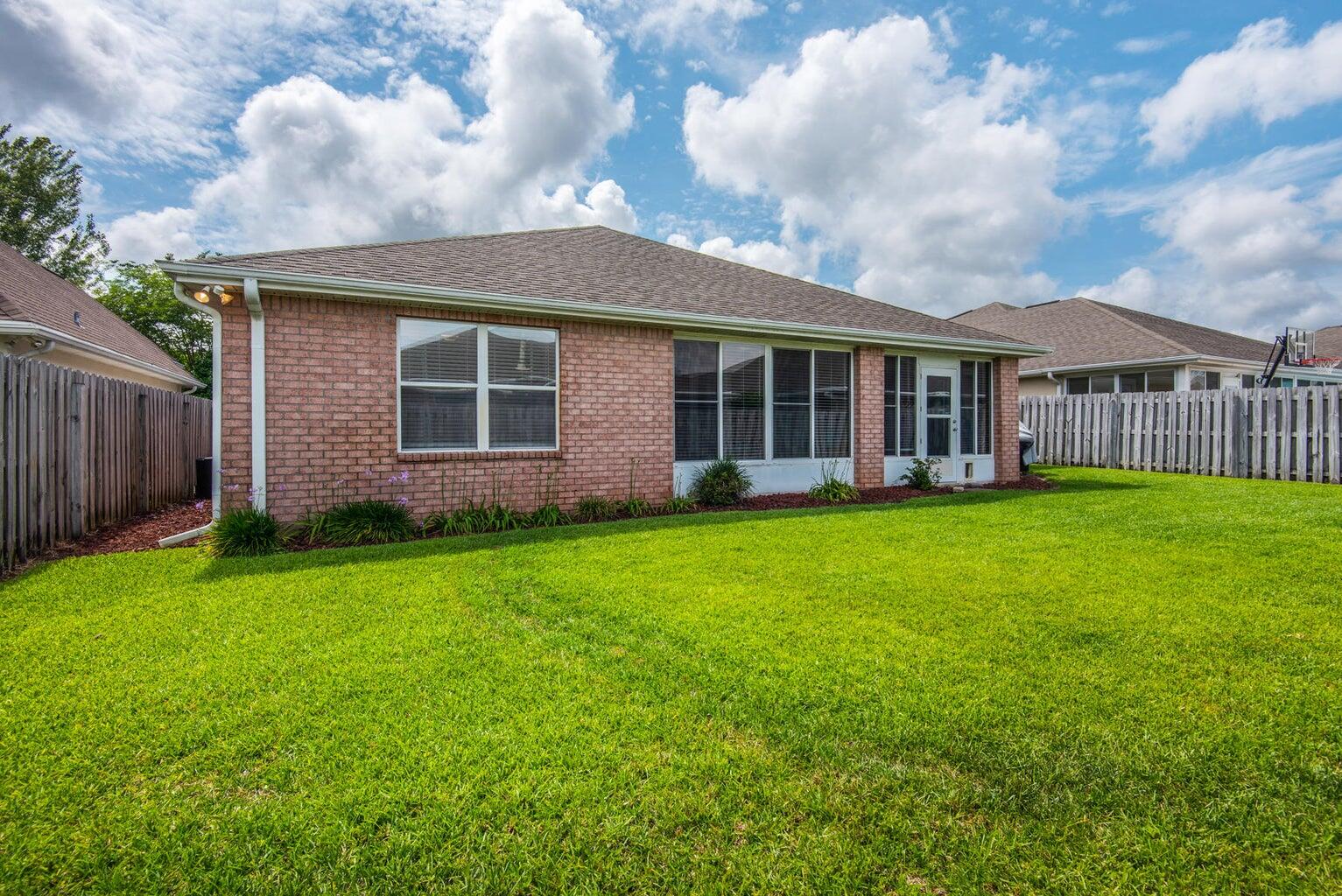 BRIDGEPORT COLONY - Residential Lease