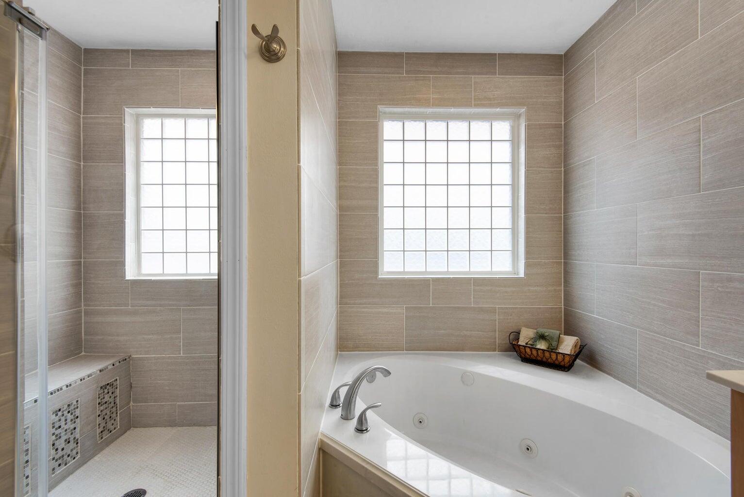 BRIDGEPORT COLONY - Residential Lease