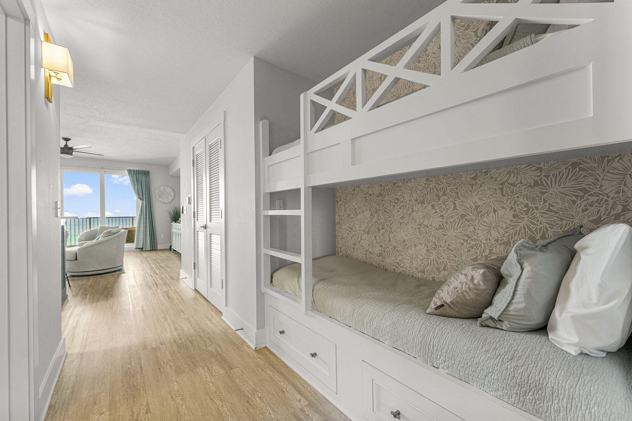 Calypso Towers III - Residential