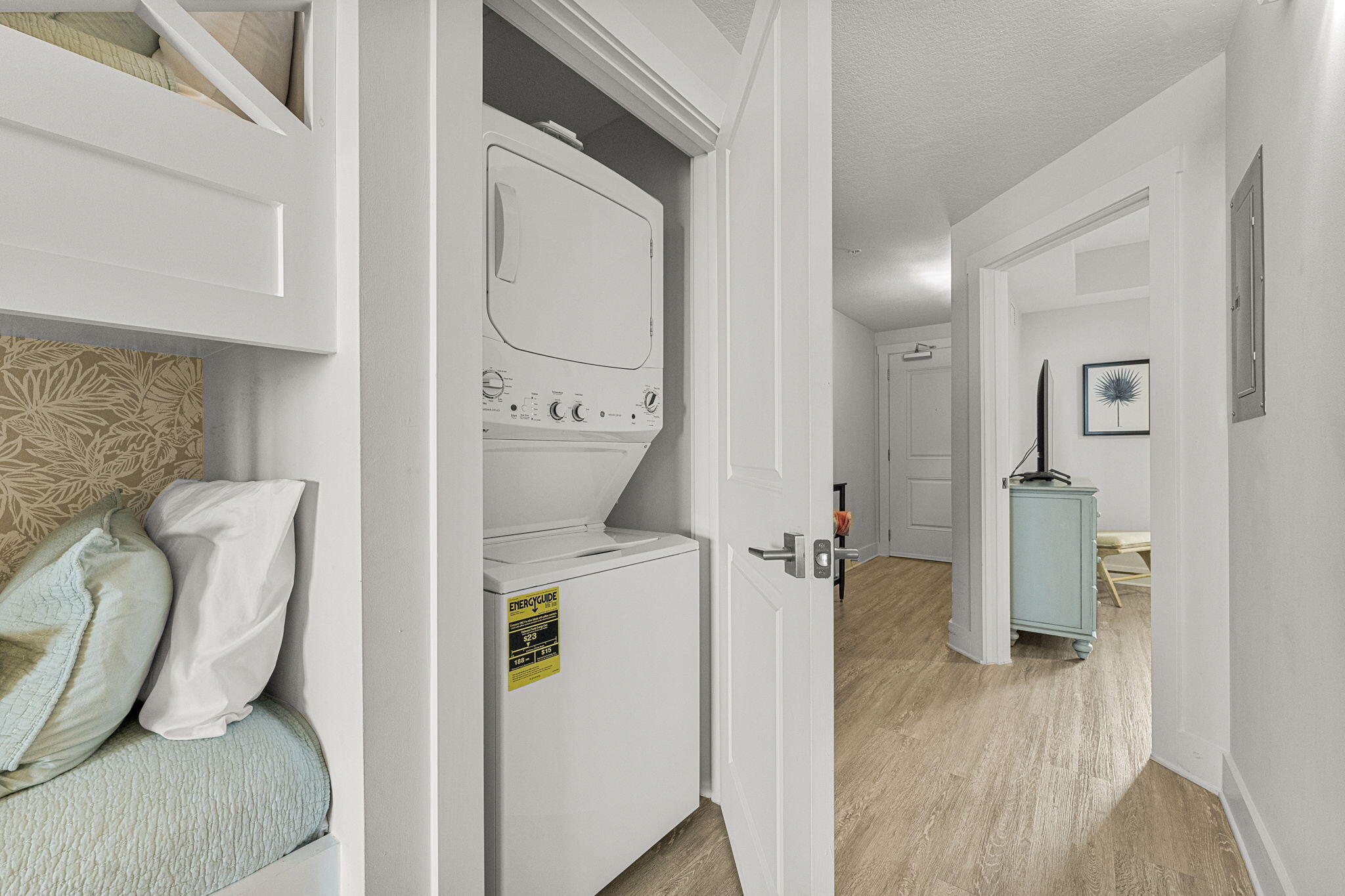 Calypso Towers III - Residential