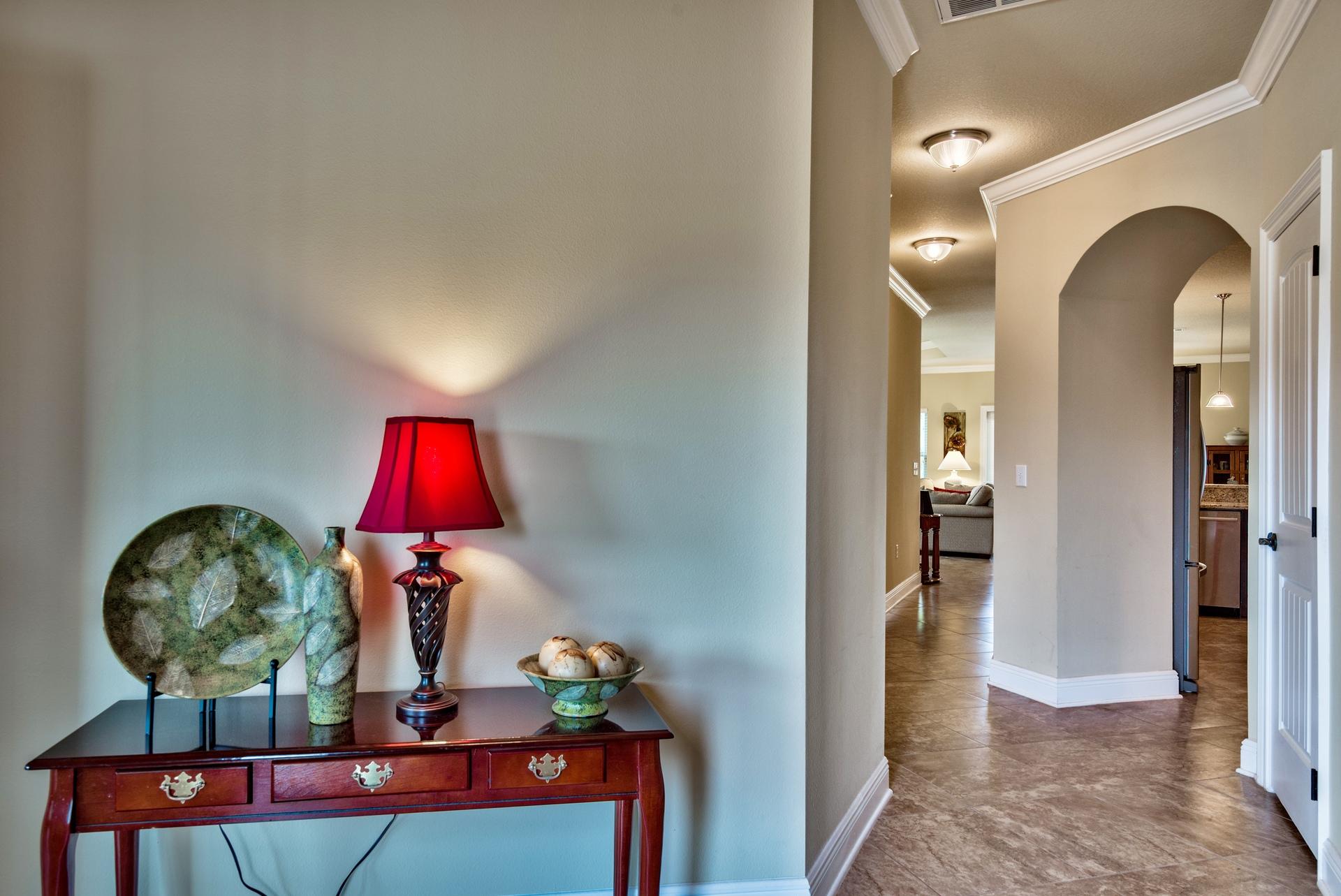 WHISPERING LAKE - Residential