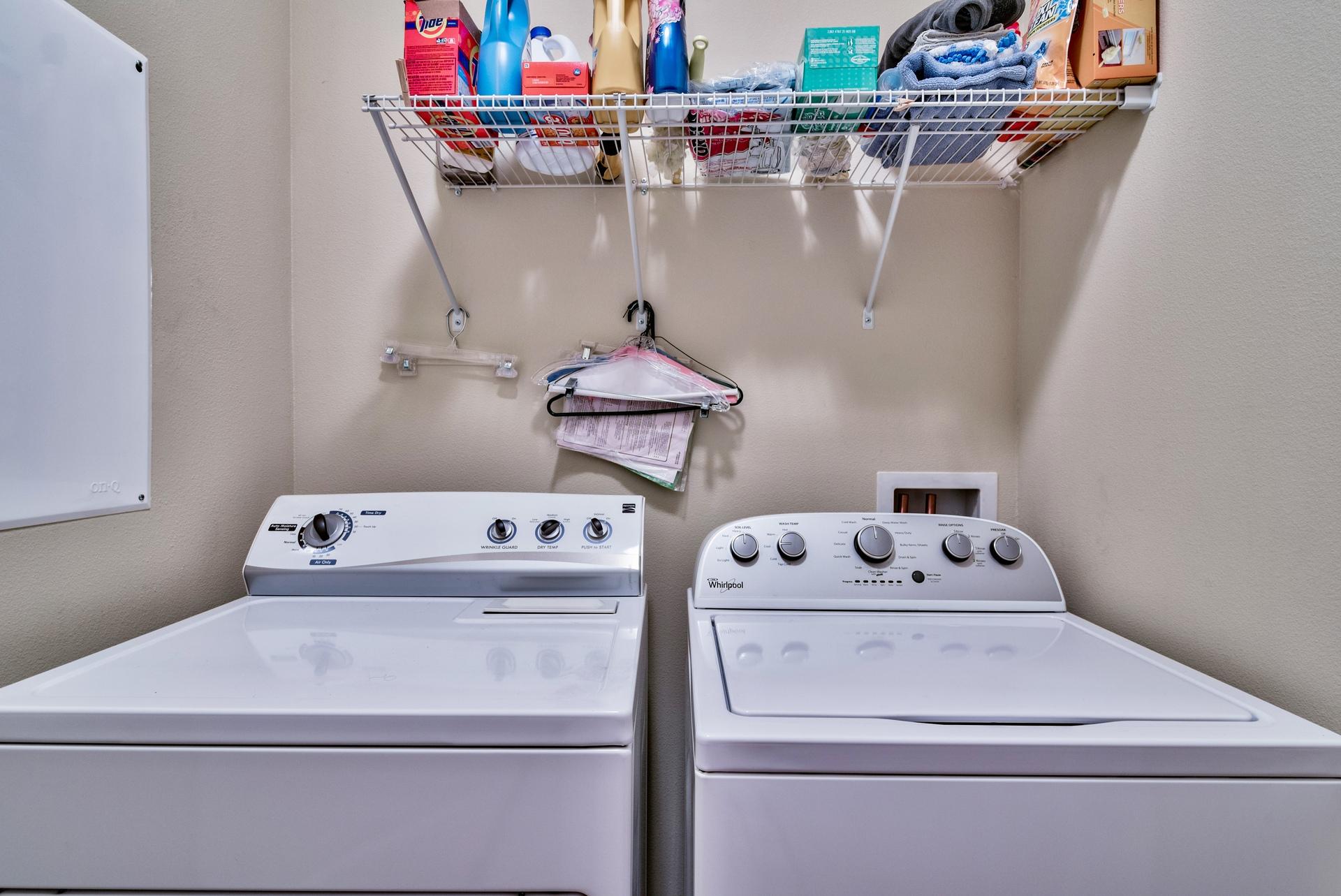 WHISPERING LAKE - Residential