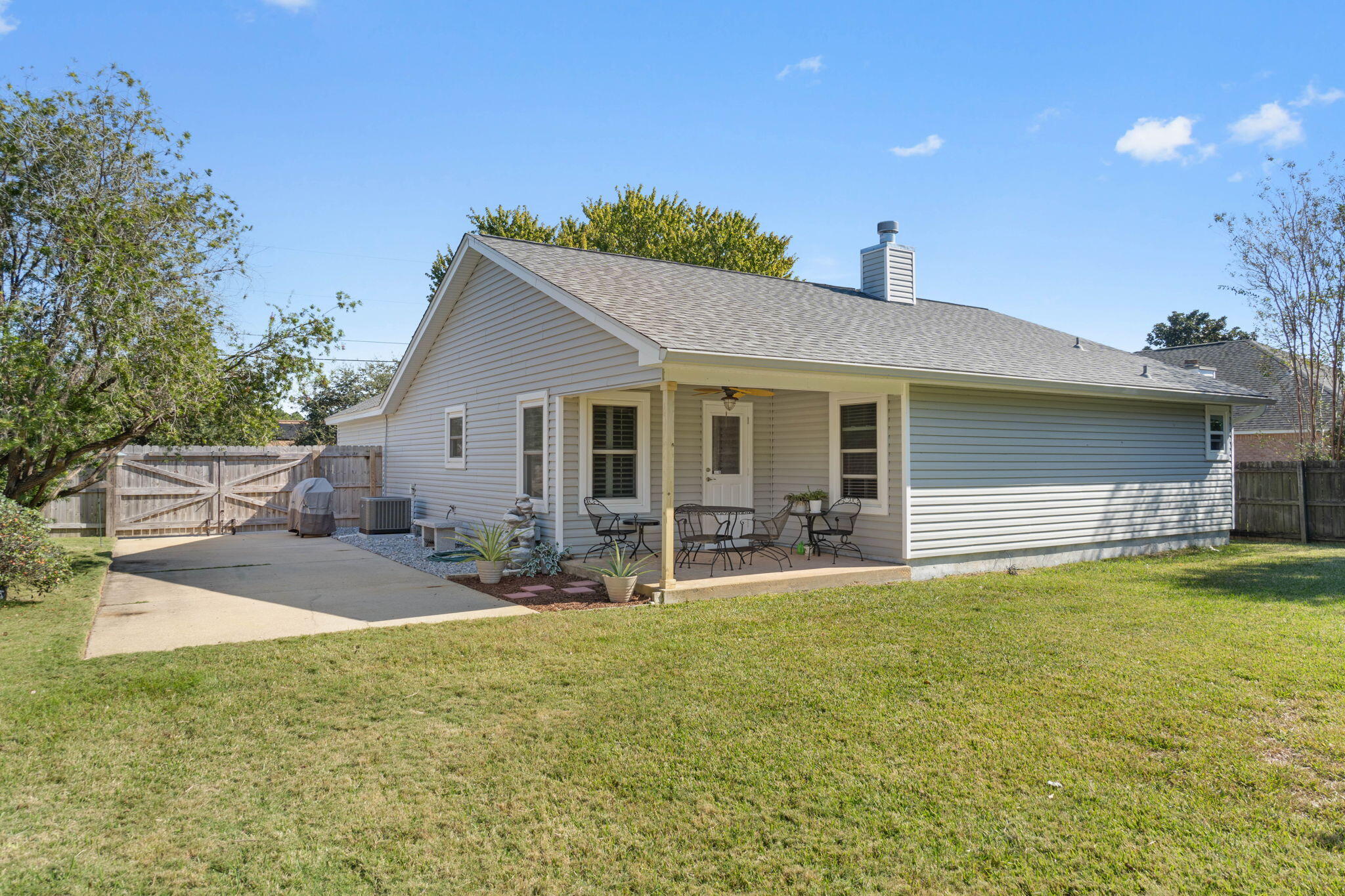 WILLOW RIDGE - Residential