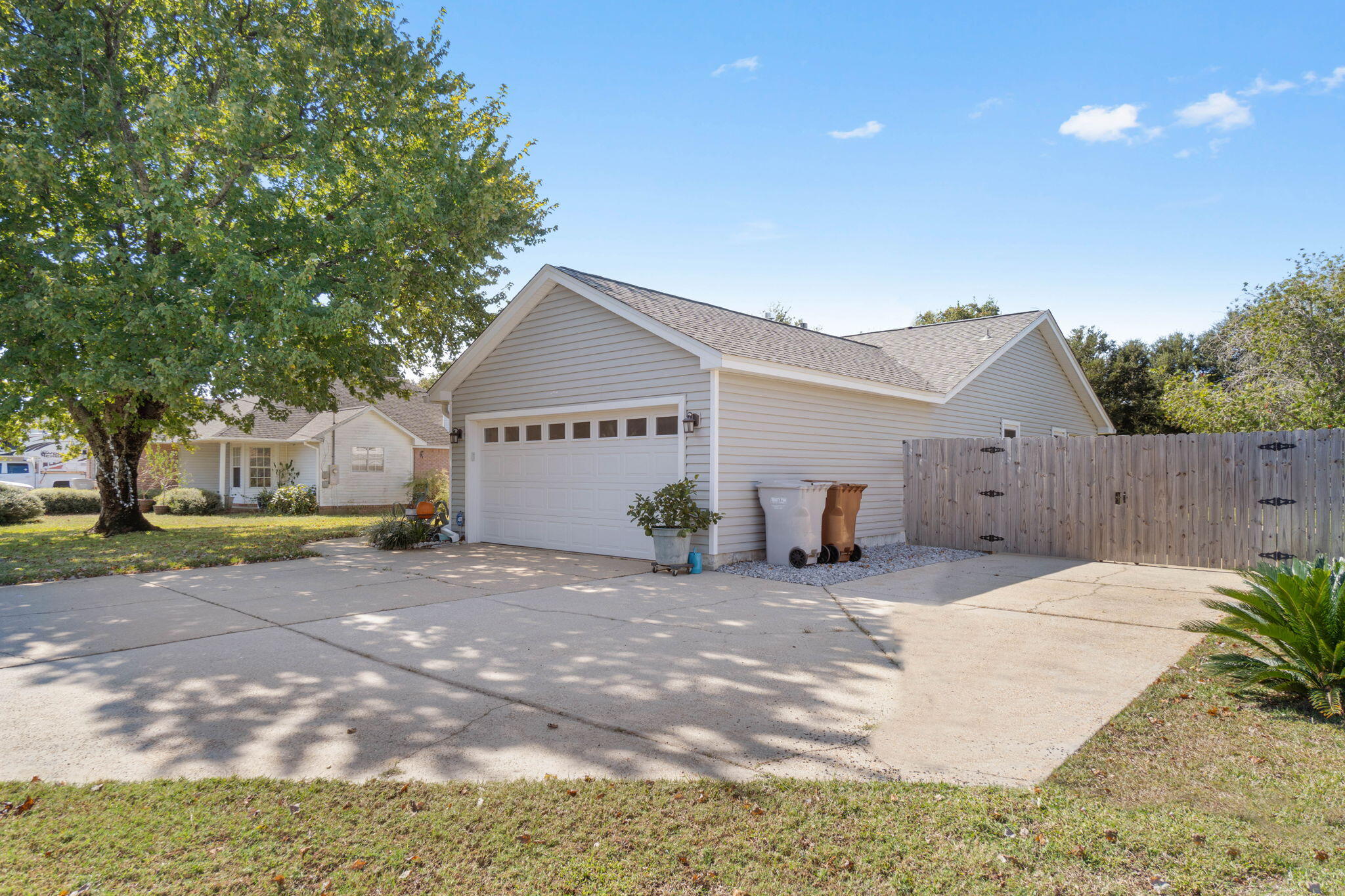 WILLOW RIDGE - Residential