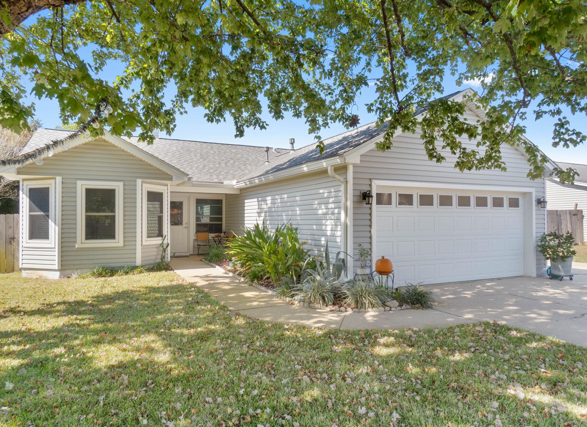 WILLOW RIDGE - Residential