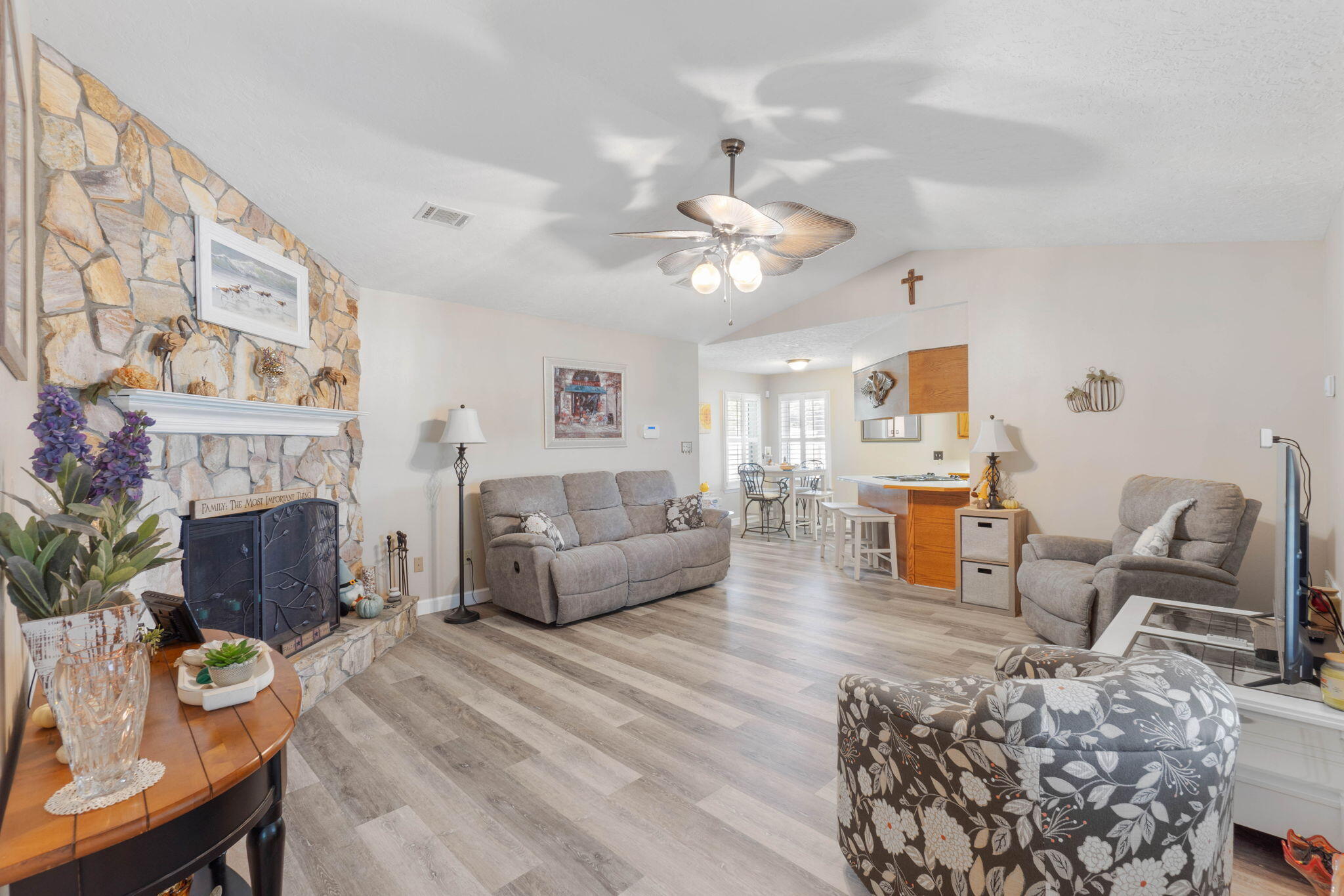 WILLOW RIDGE - Residential