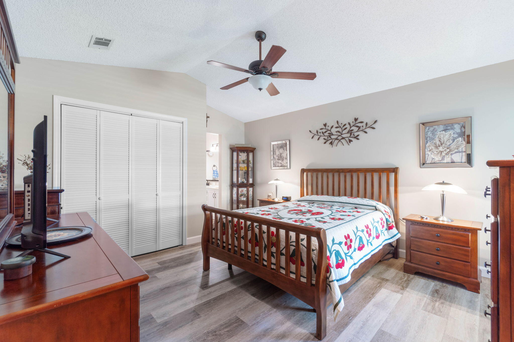 WILLOW RIDGE - Residential