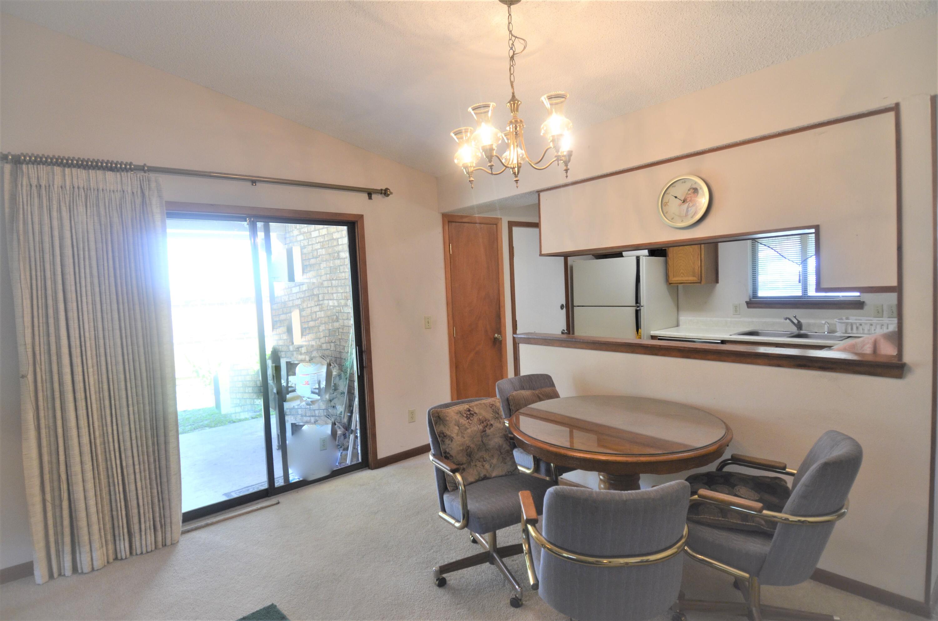 CEDAR RIDGE - Residential