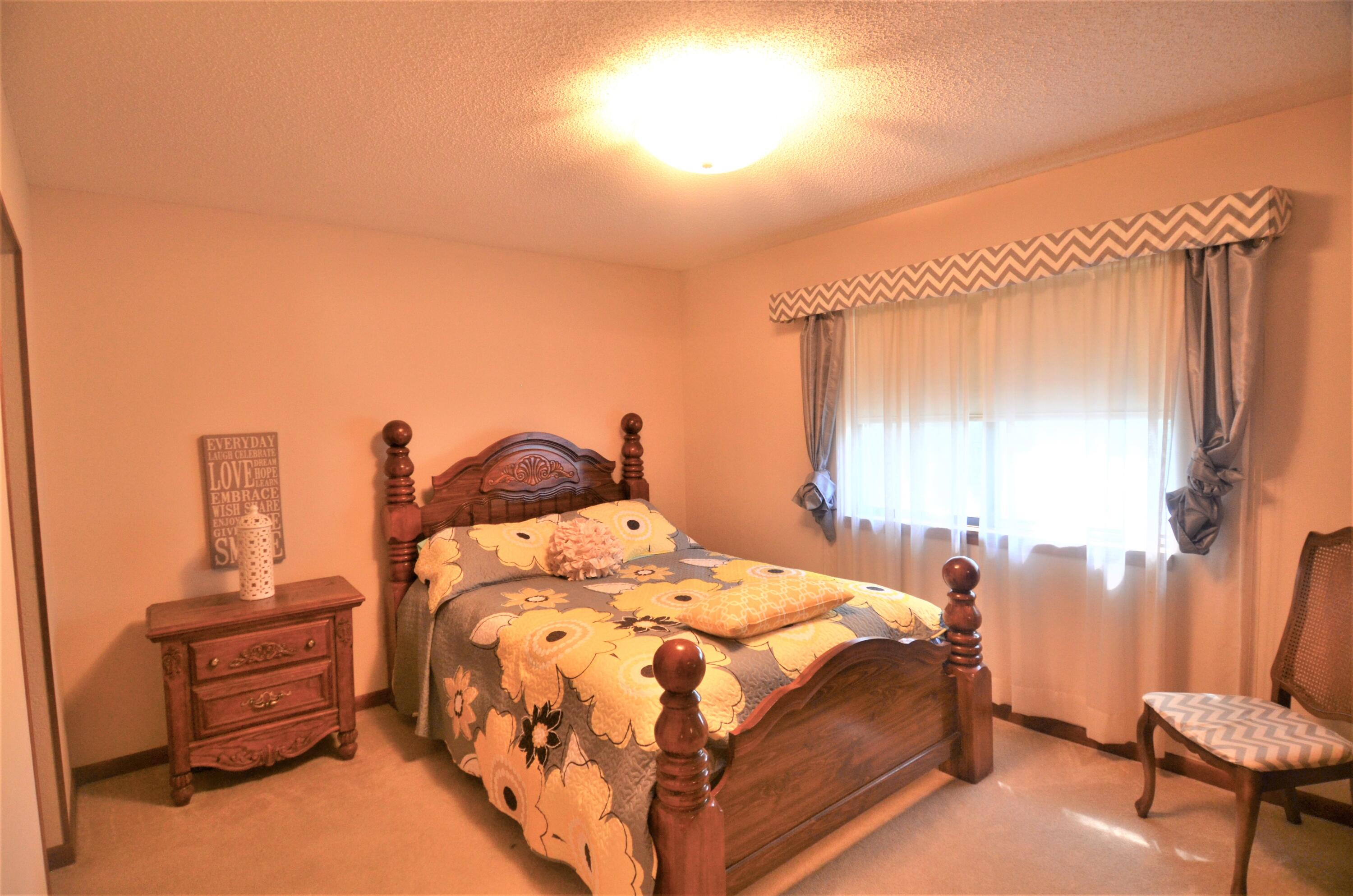 CEDAR RIDGE - Residential