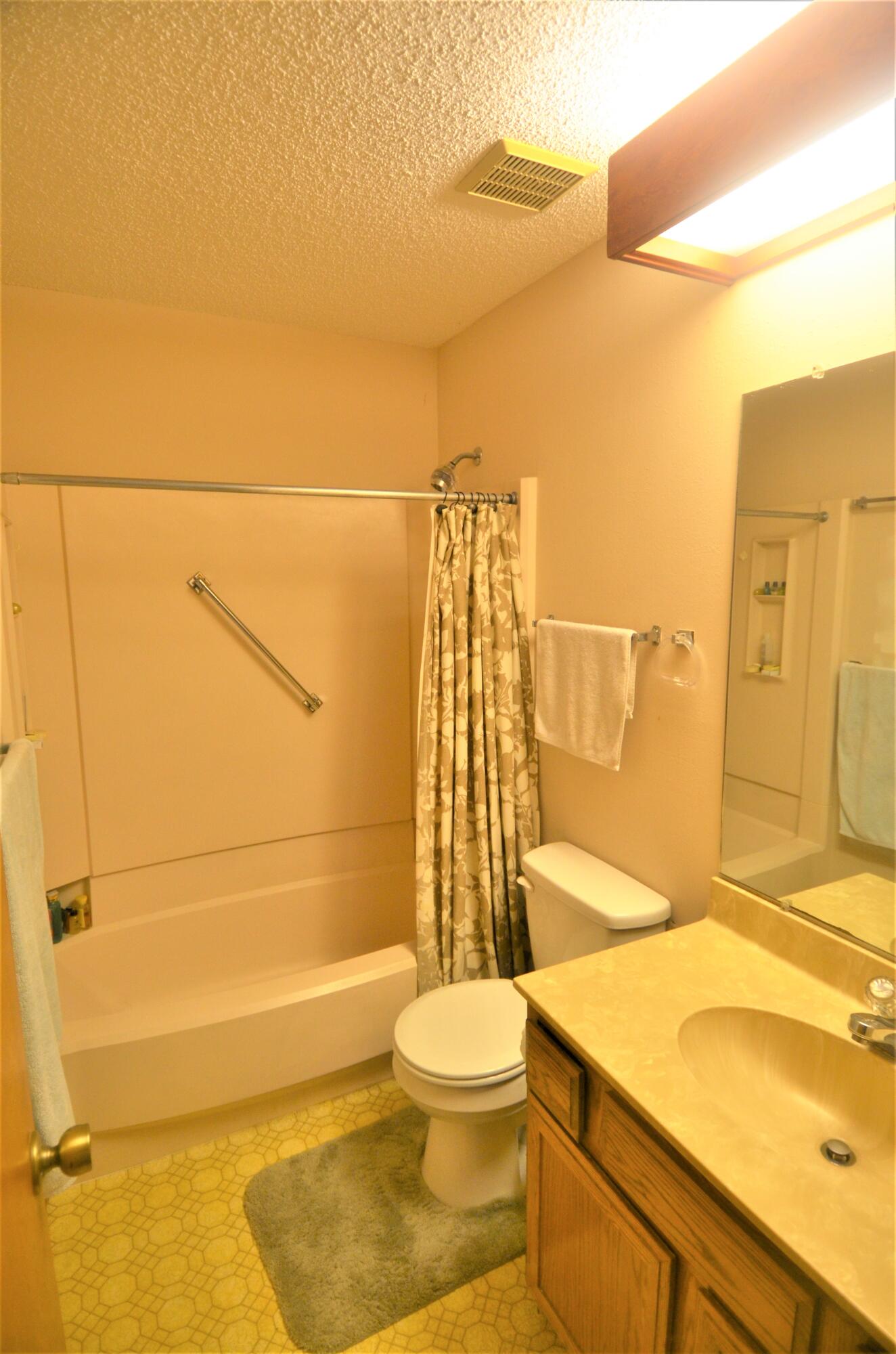 CEDAR RIDGE - Residential