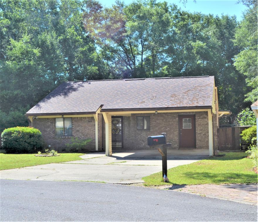 New roof 2020 and brand new HVAC system June 2022. 2 bedrooms and 2 bathrooms, with spacious and shaded fully fenced back yard. Tons of storage throughout home. Perfect location in the heart of Niceville, close to base, shopping, golfing, schools, etc. Newer roof with 10 year warranty.