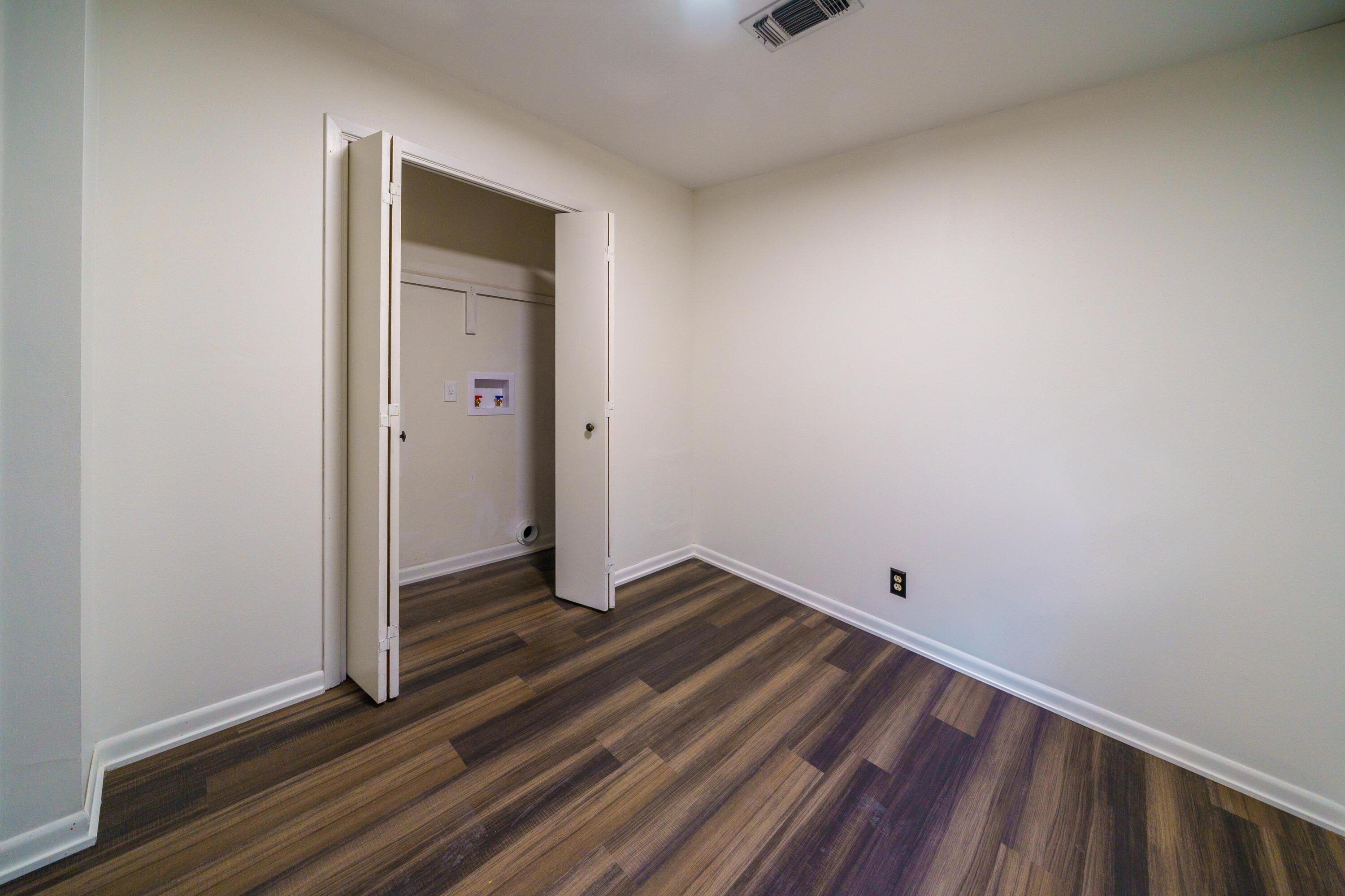 CHICKASAW S/D - Residential Lease